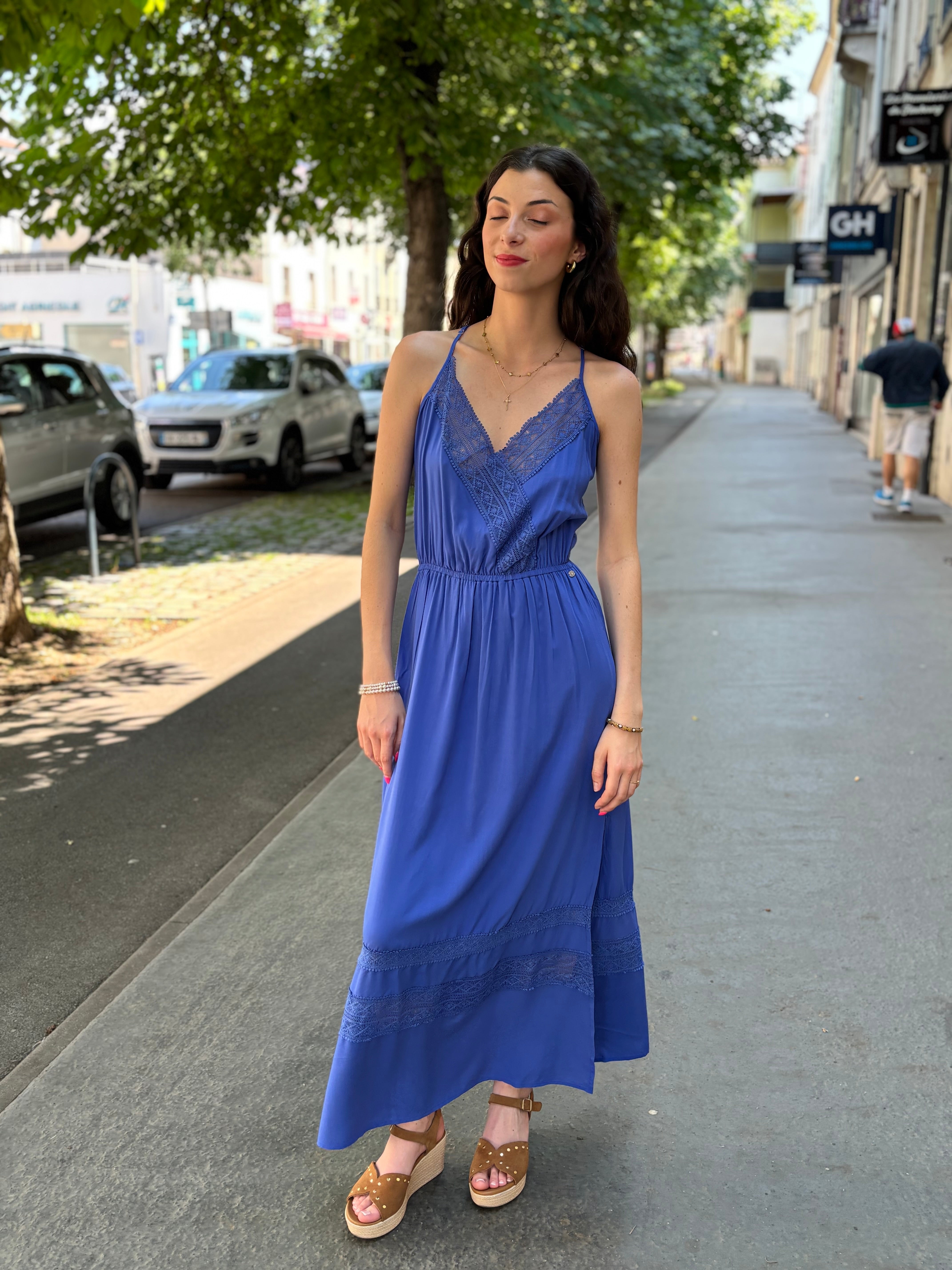 ROBE RUVEDA