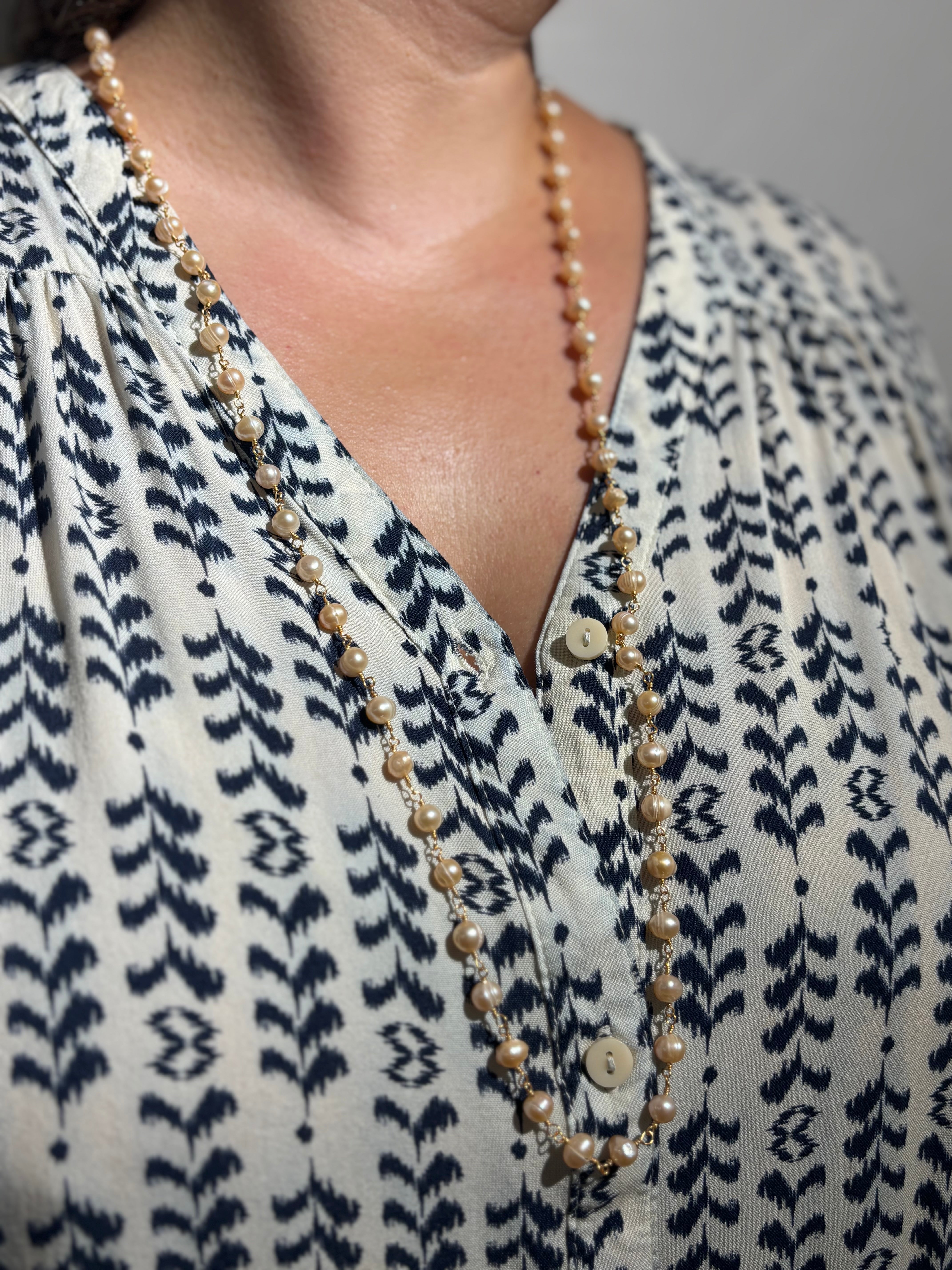 COLLIER LEA