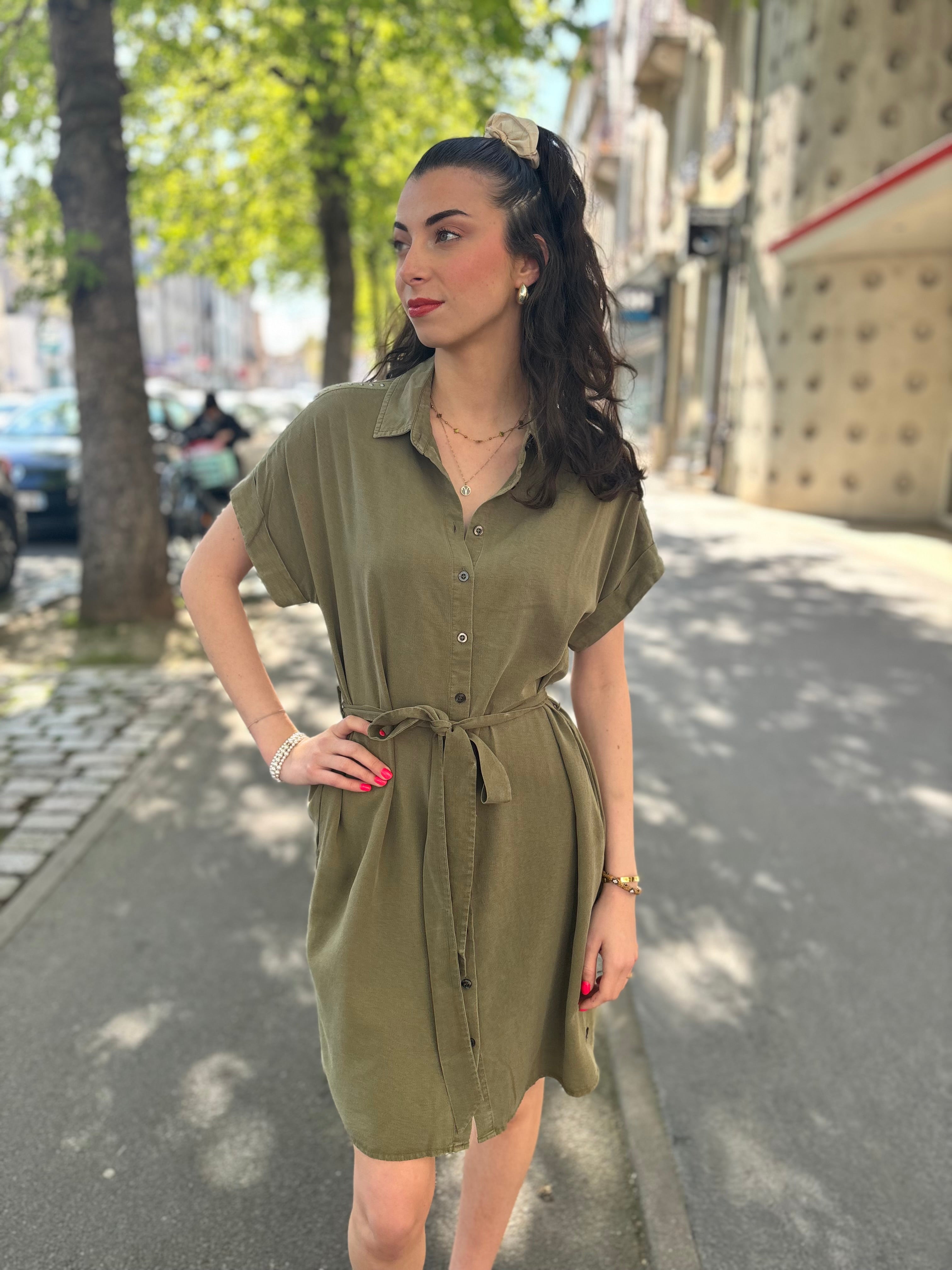 ROBE RAFFIA