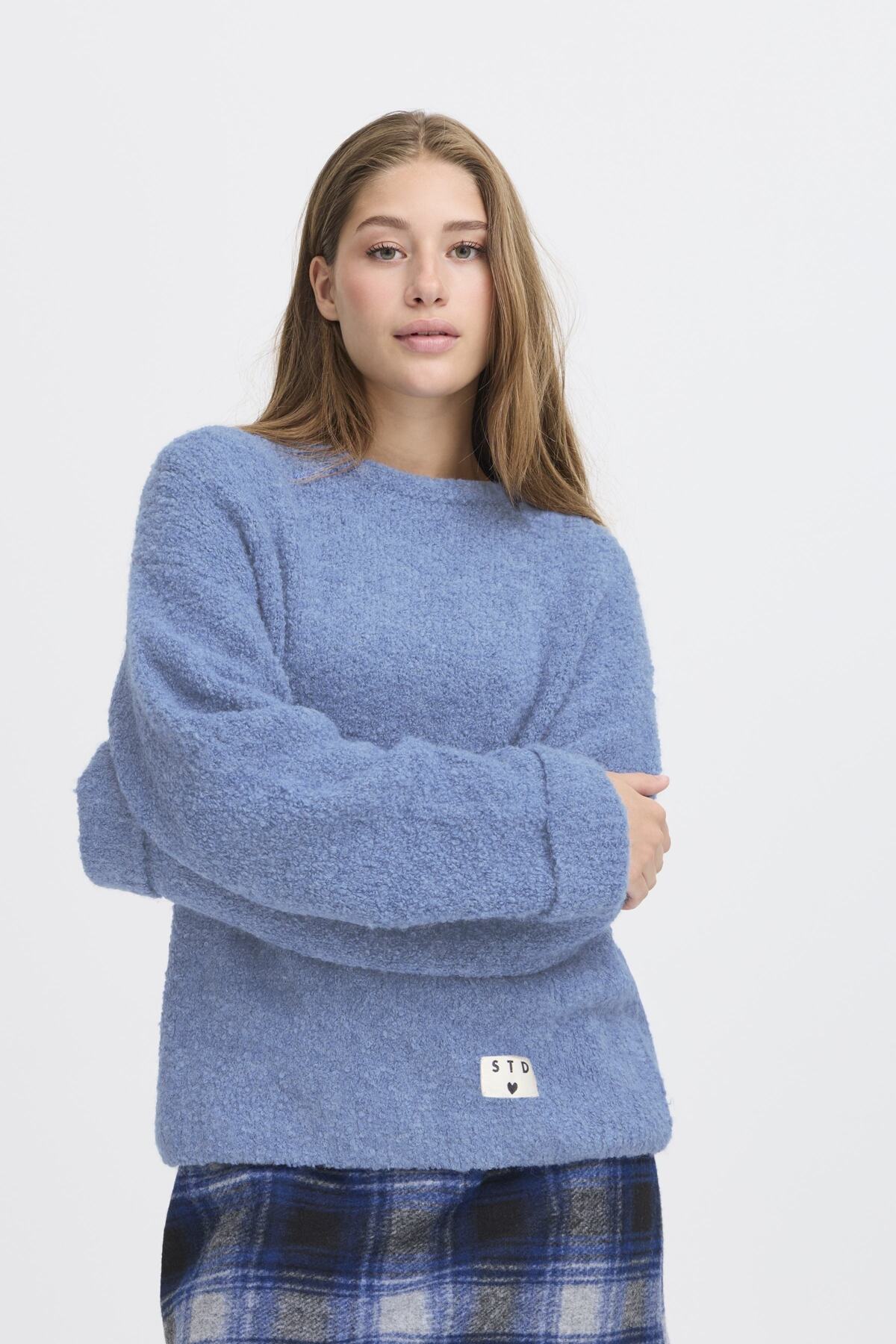 PULL BLARISA