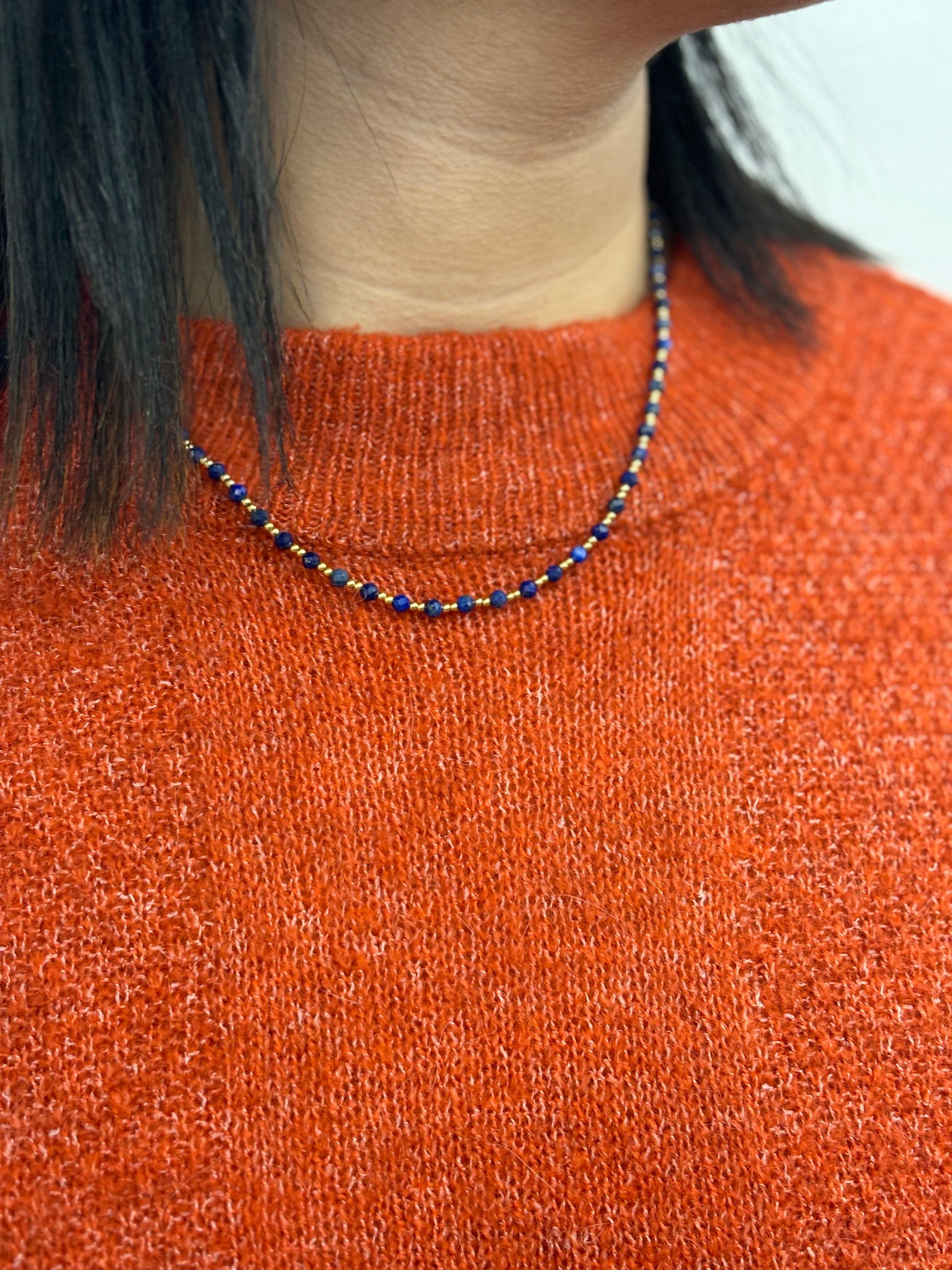 COLLIER GINA