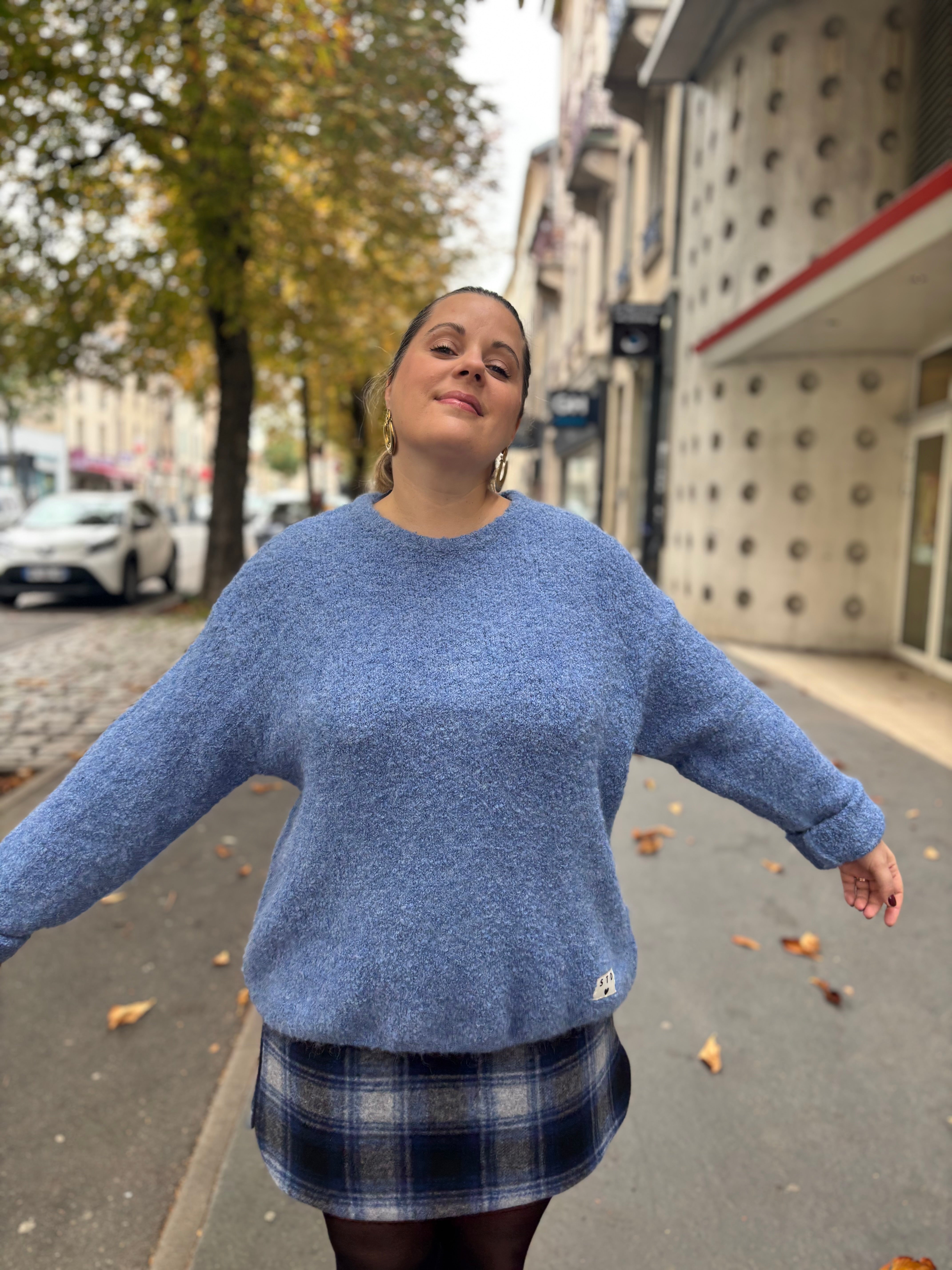 PULL BLARISA