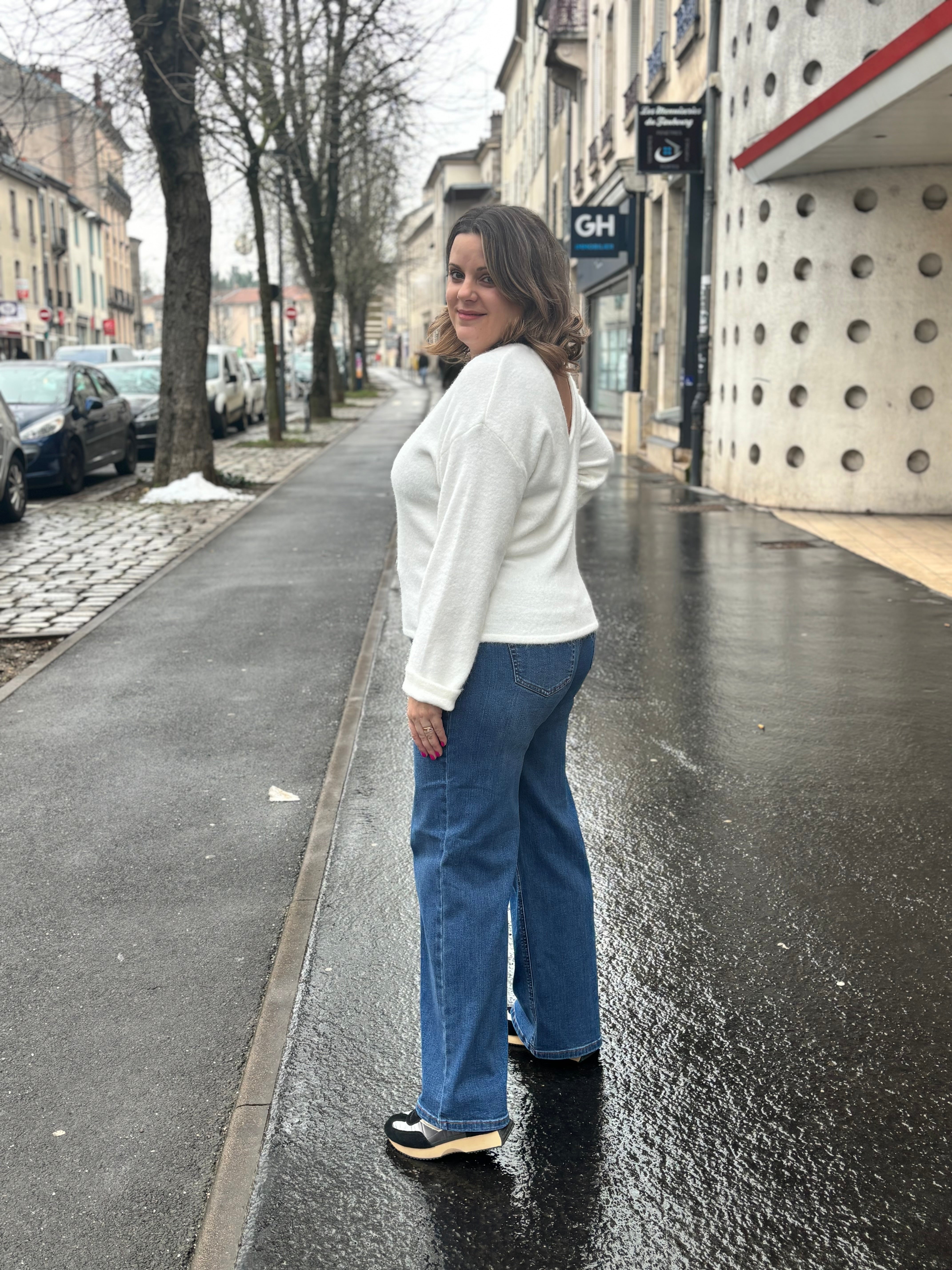 PULL RUE