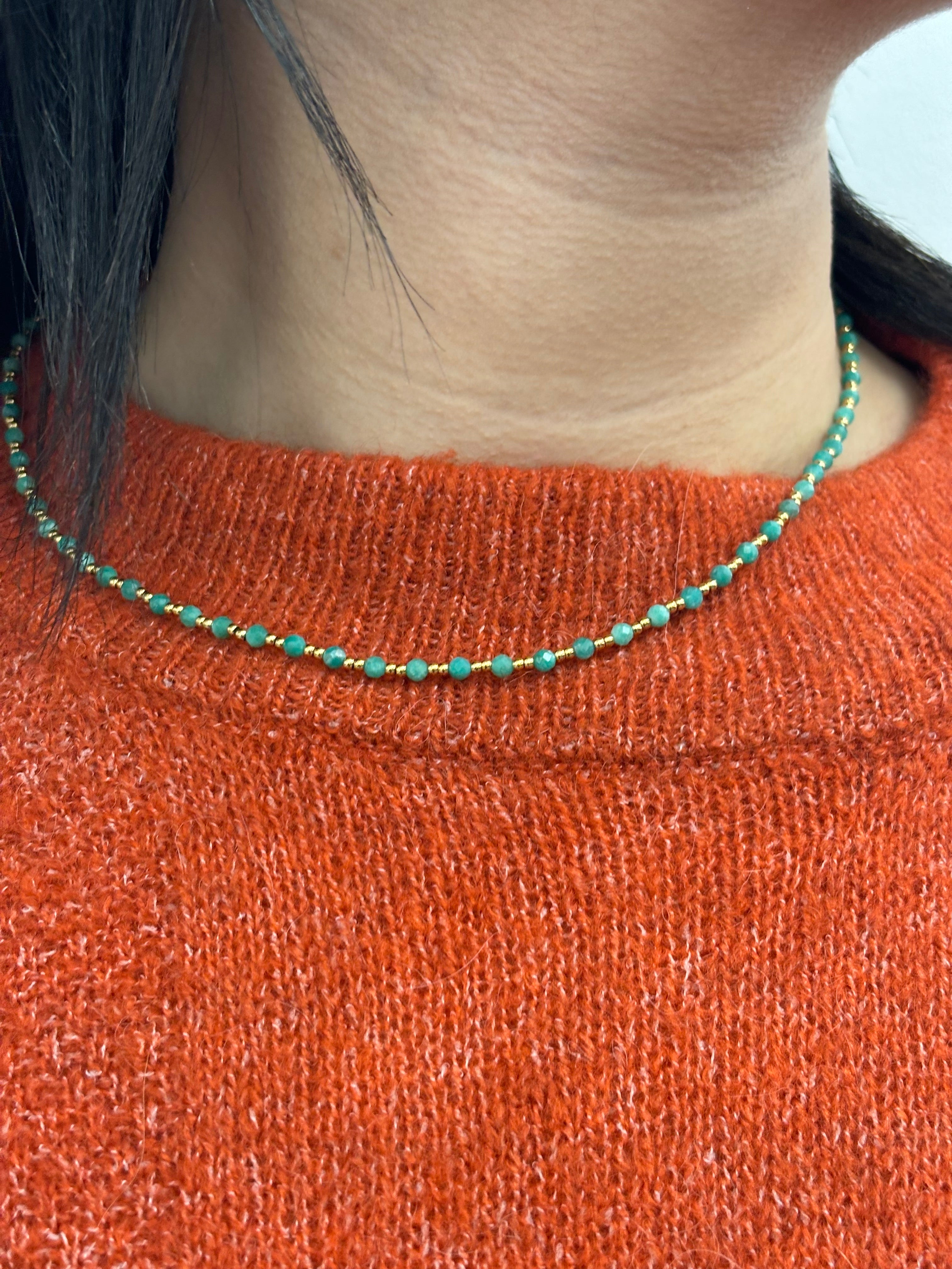 COLLIER GINA