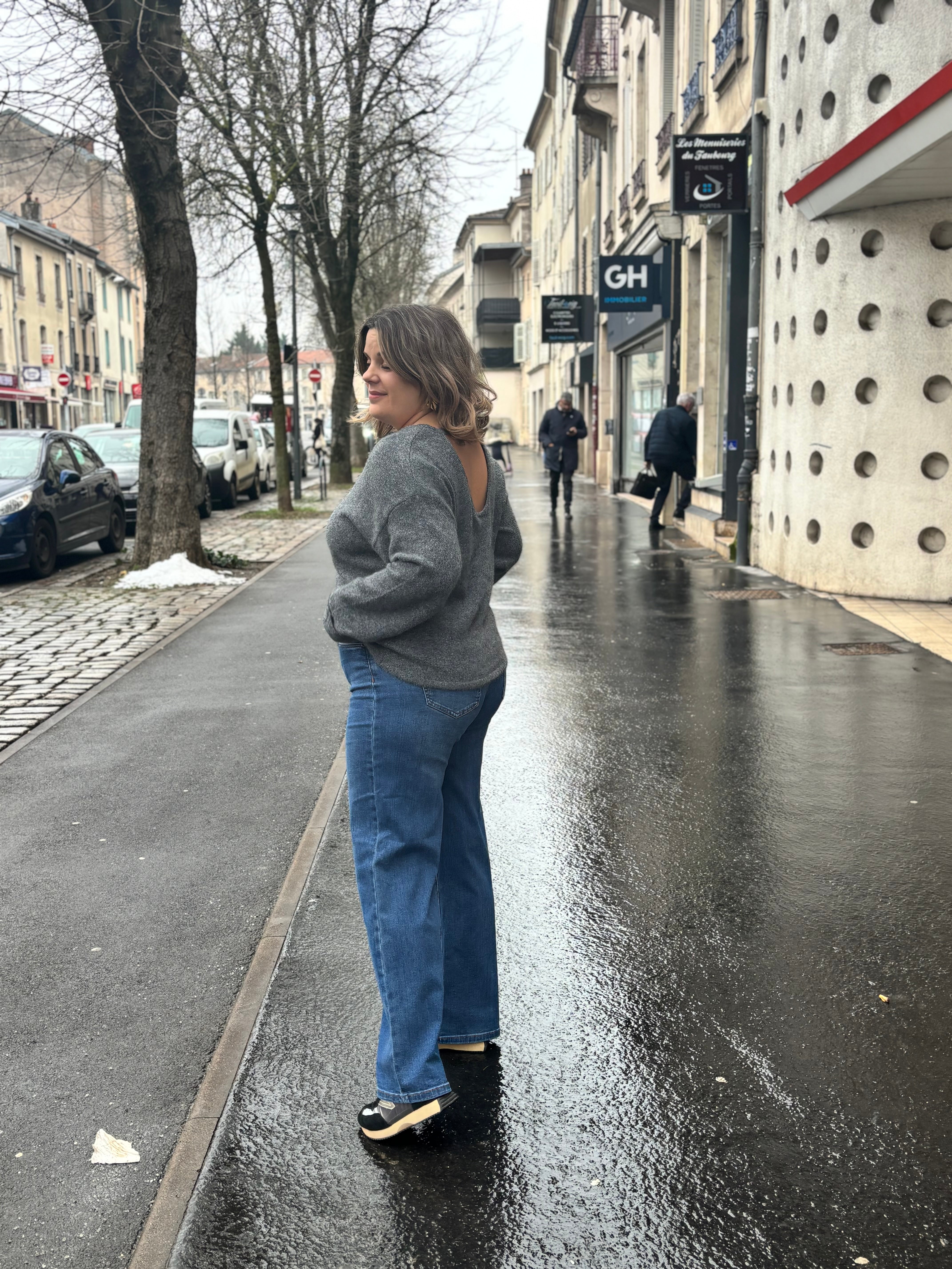 PULL RUE