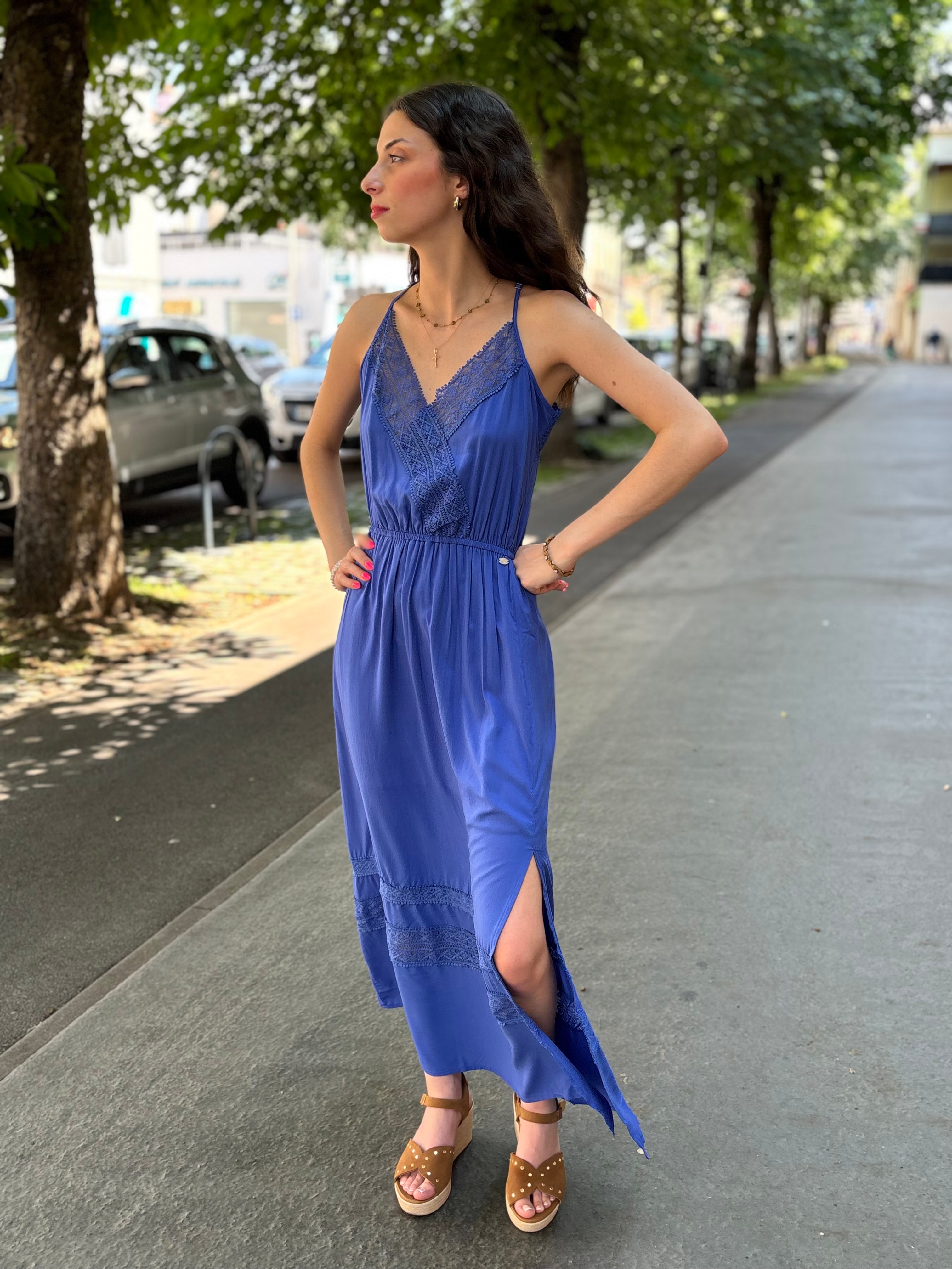 ROBE RUVEDA