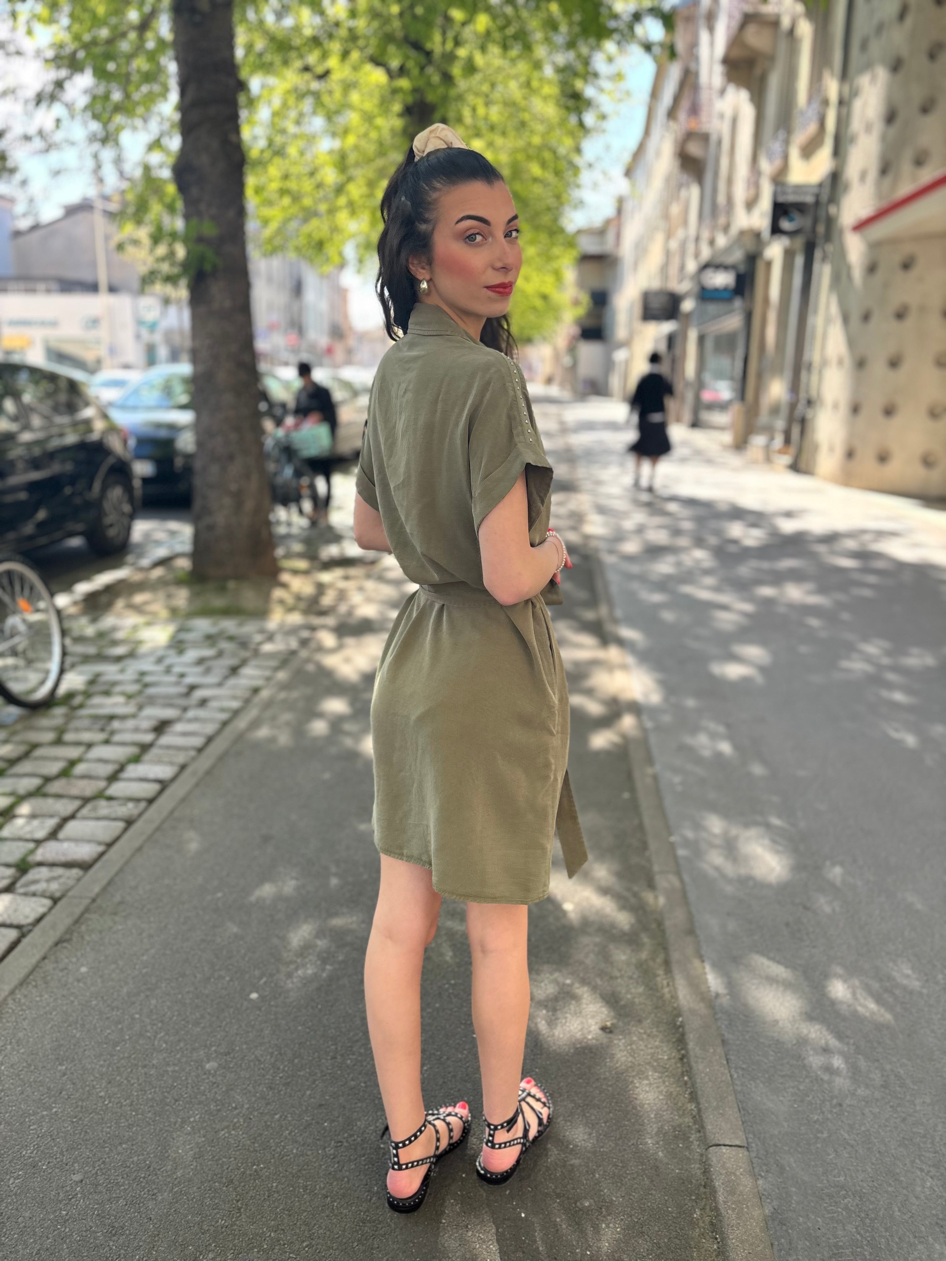 ROBE RAFFIA