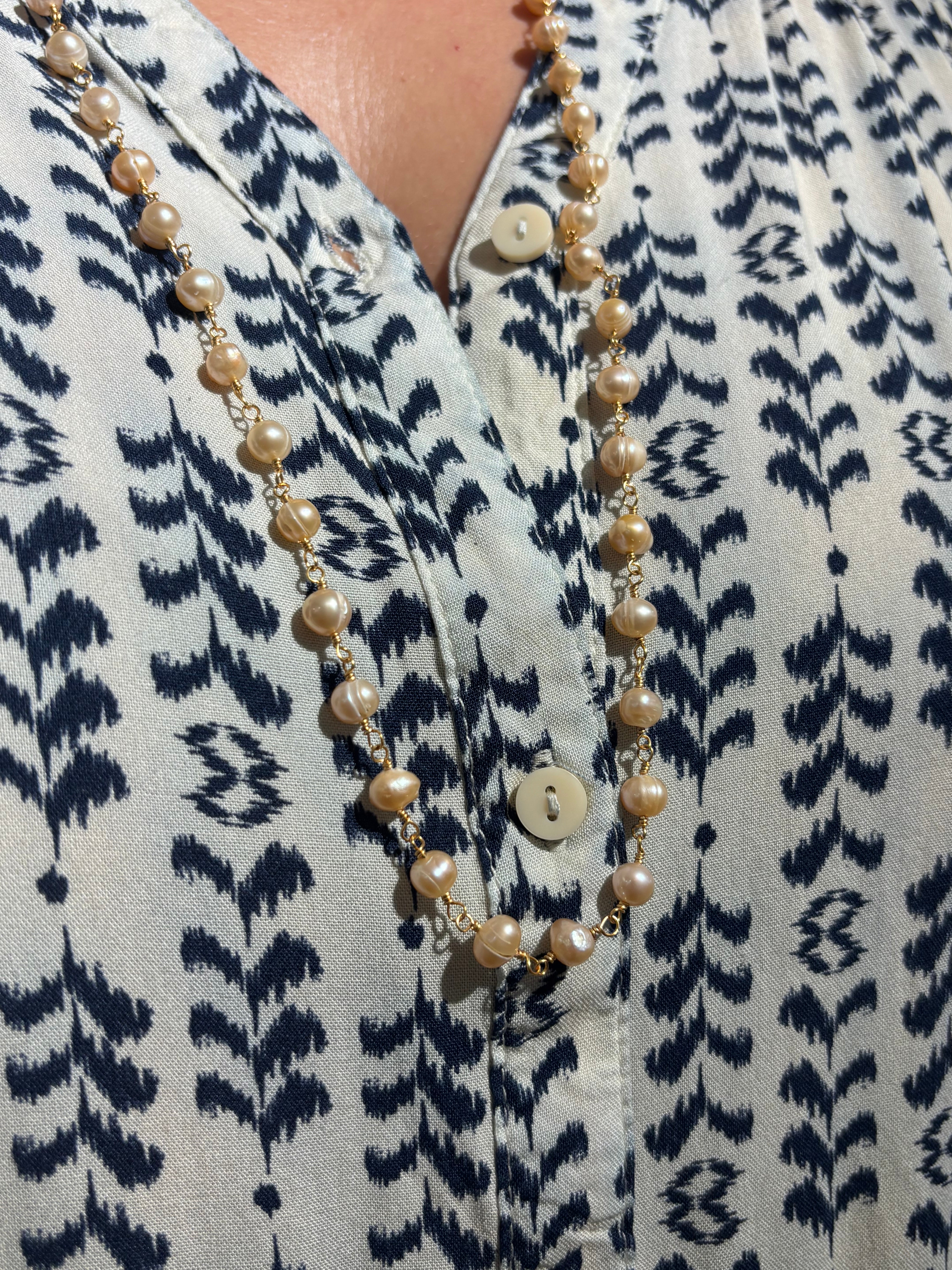 COLLIER LEA