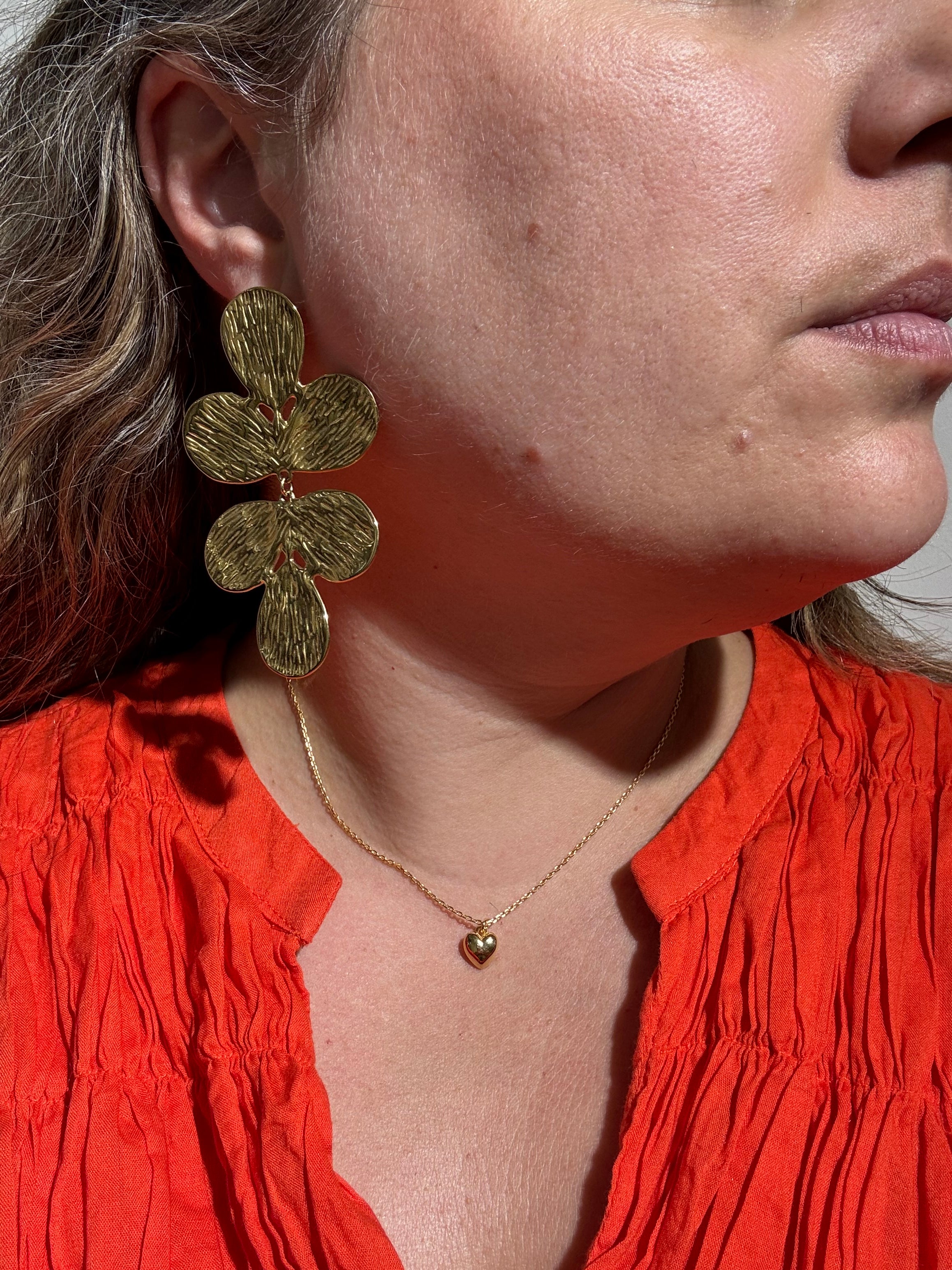 COLLIER NAEL