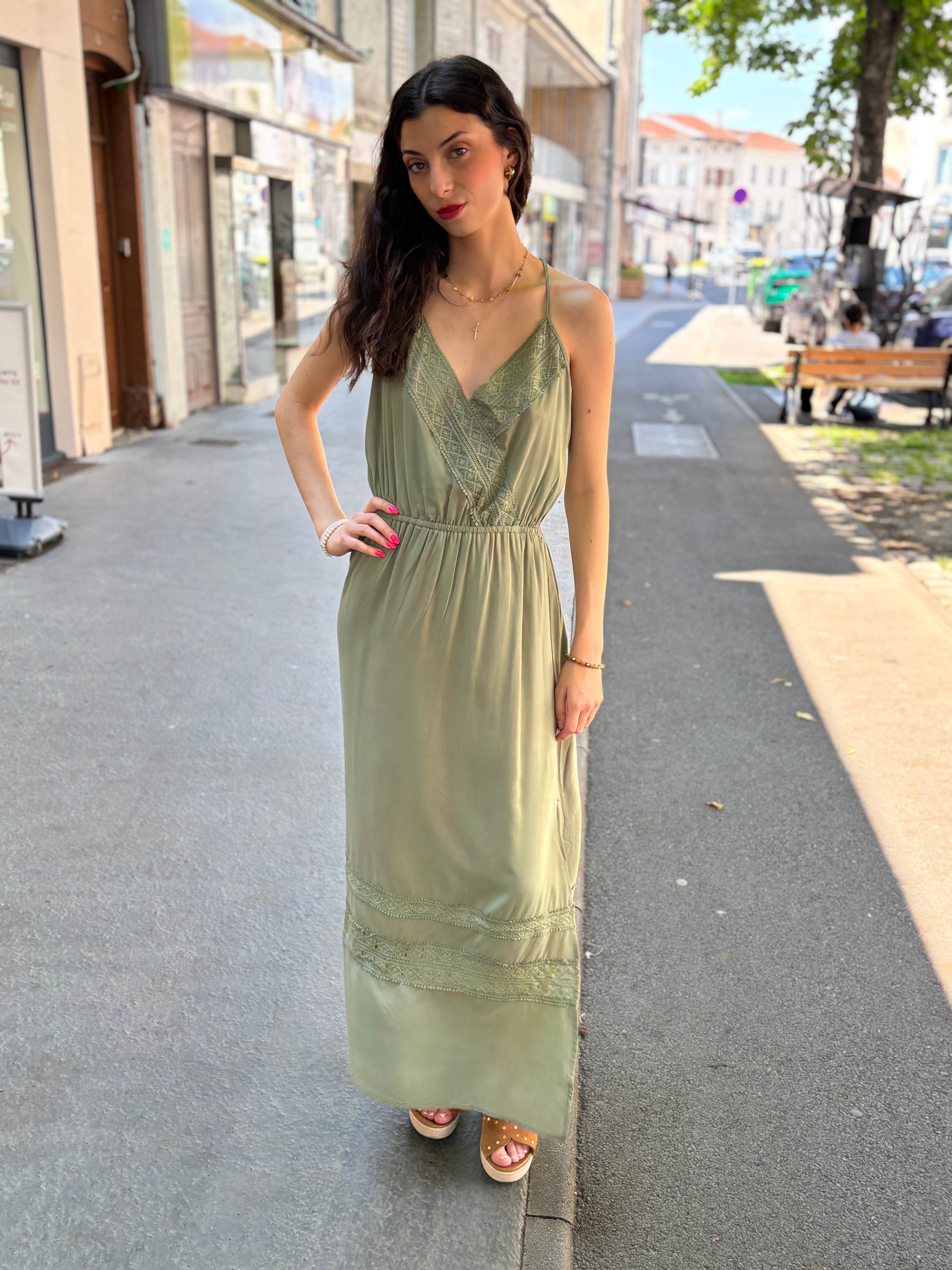 ROBE RUVEDA