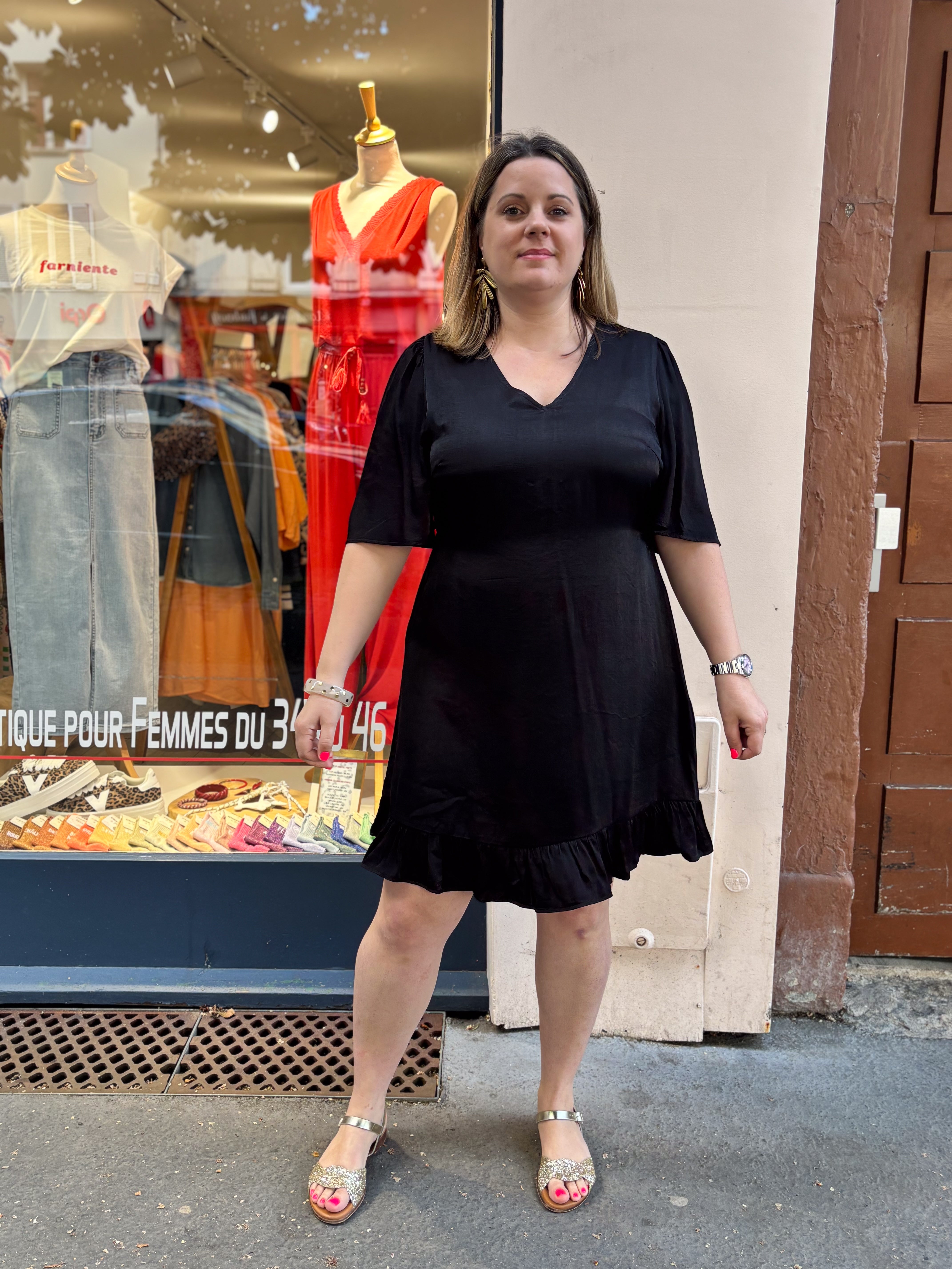 ROBE DEVI COURTE