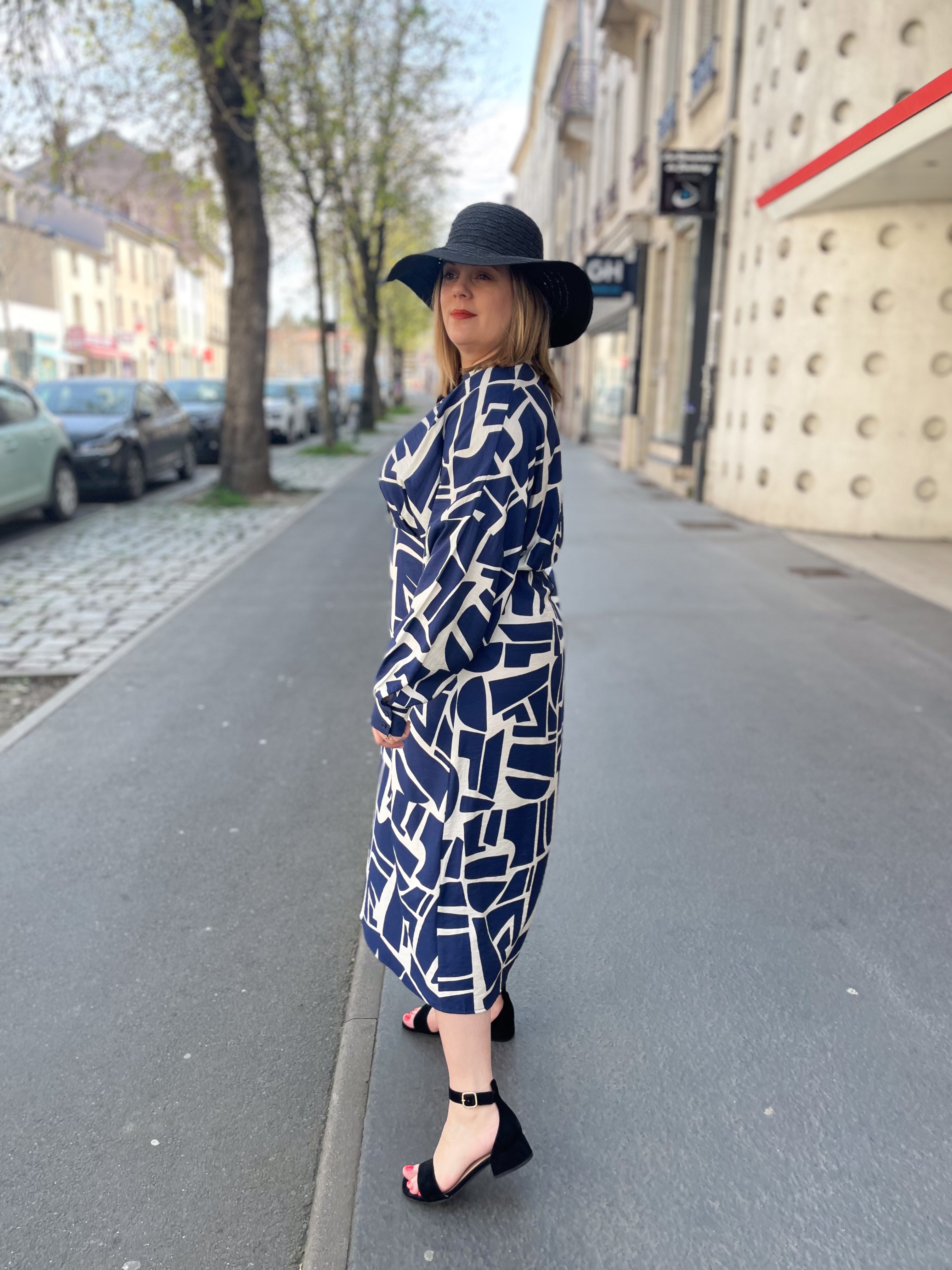 ROBE IHAMMA