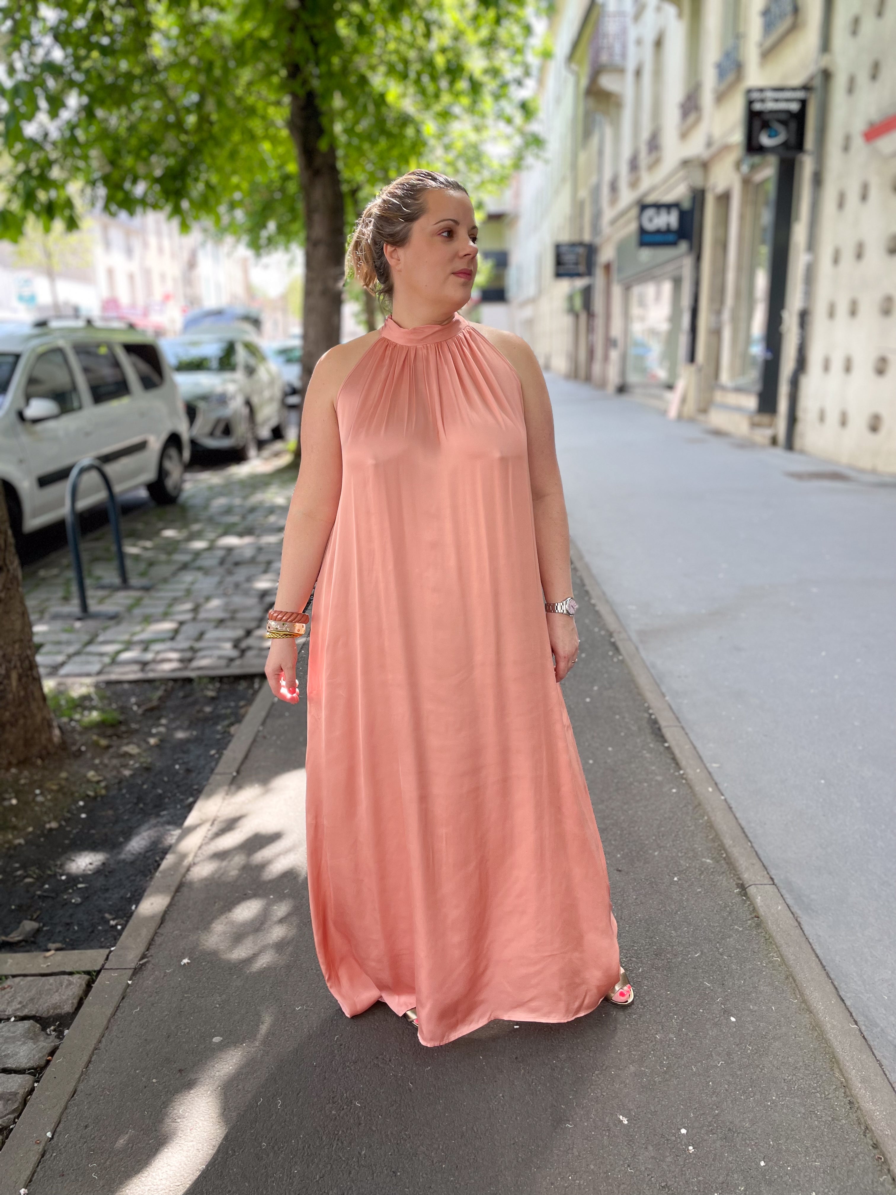 ROBE ROSE