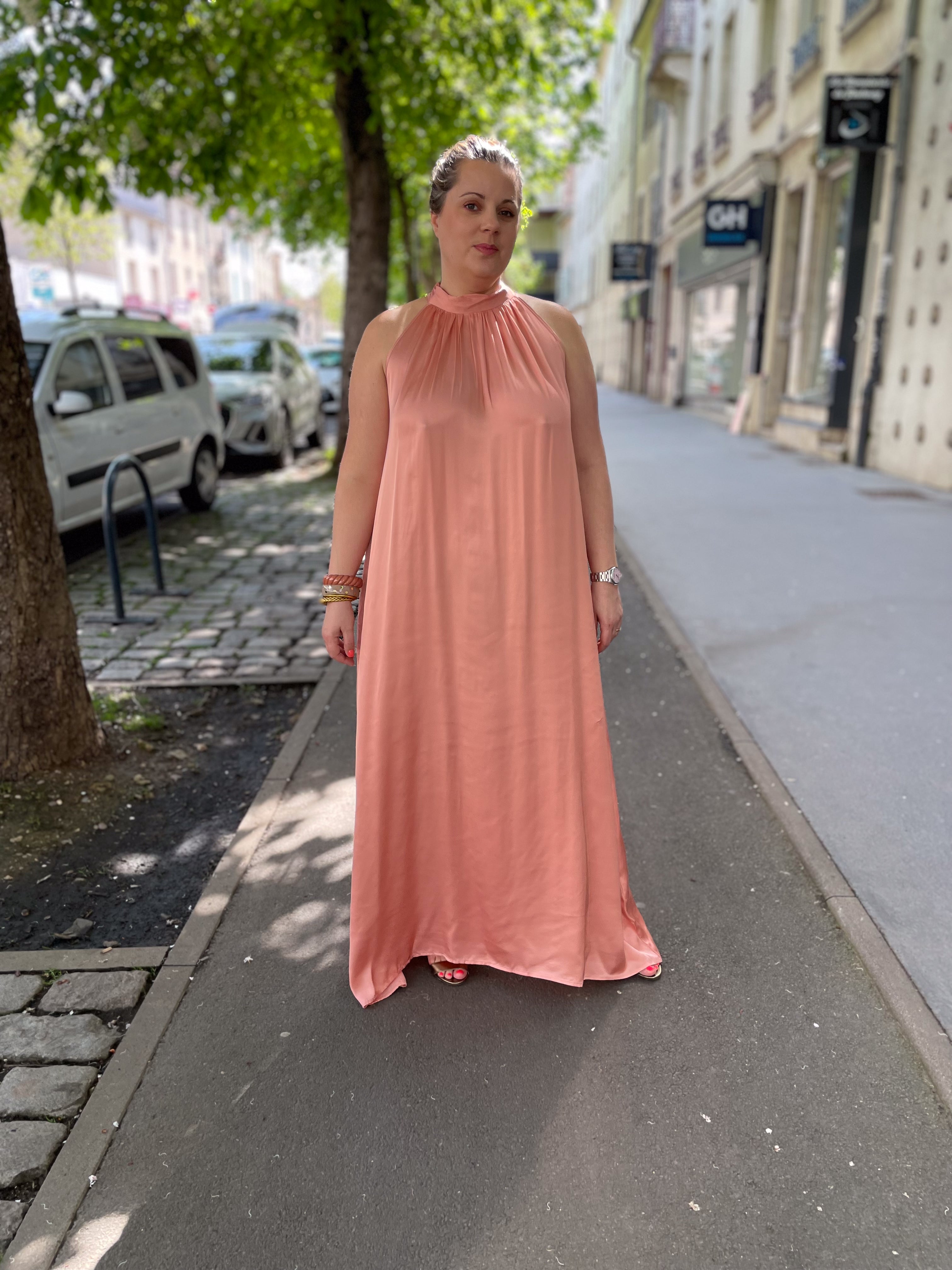 ROBE ROSE