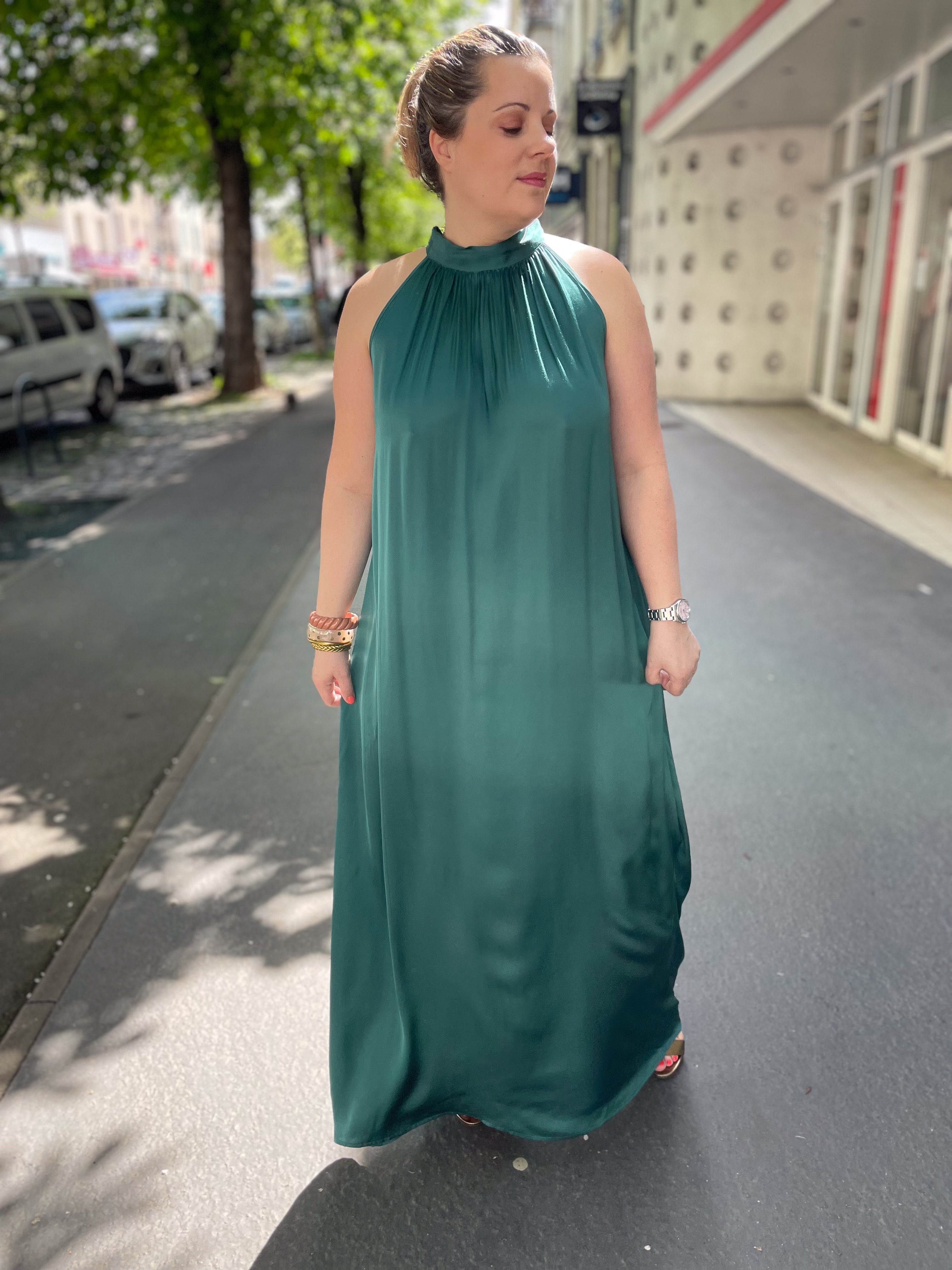 ROBE ROSE