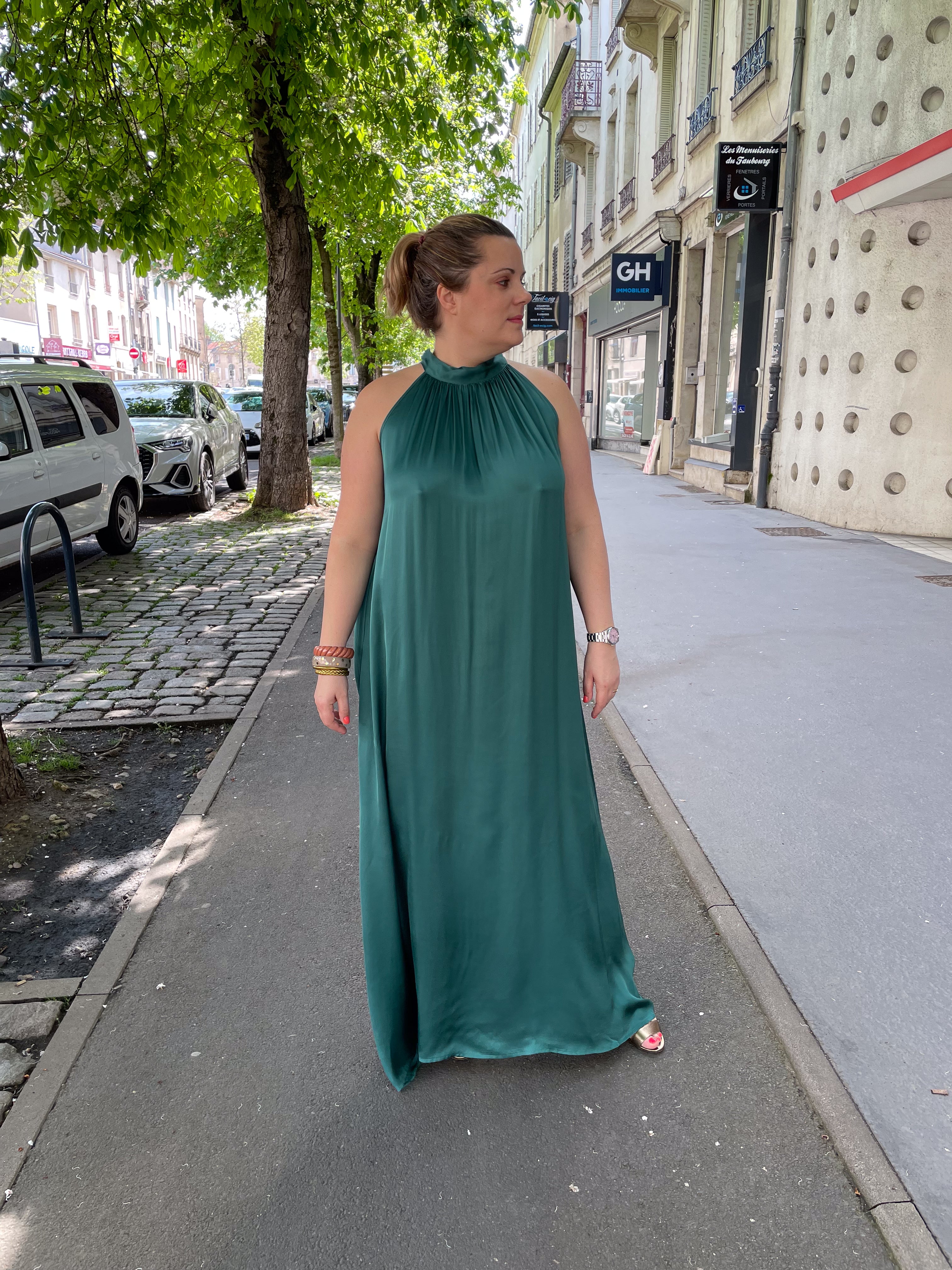 ROBE ROSE