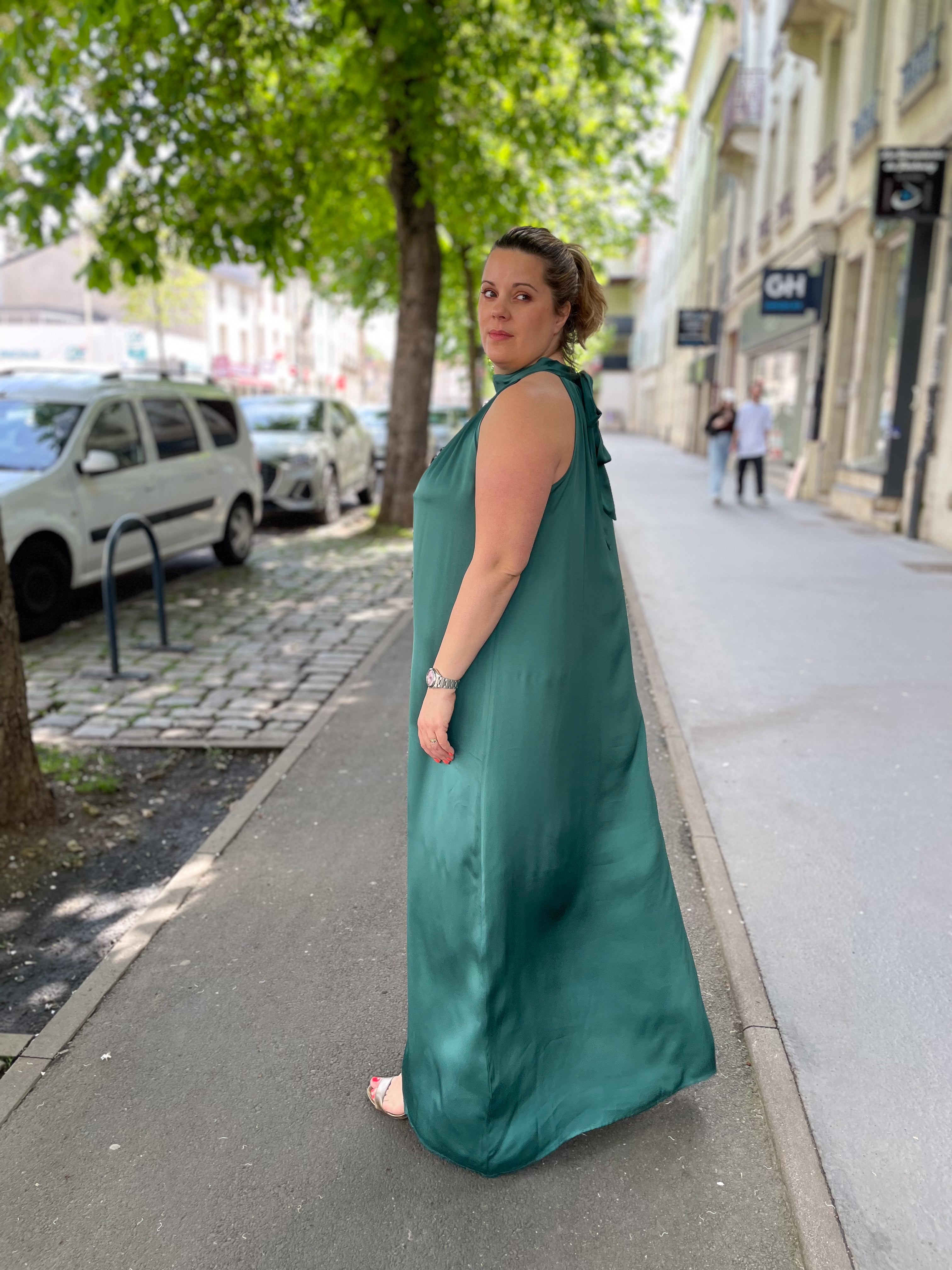 ROBE ROSE