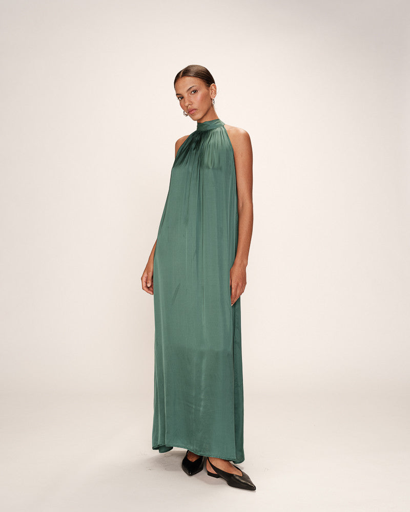 ROBE ROSE