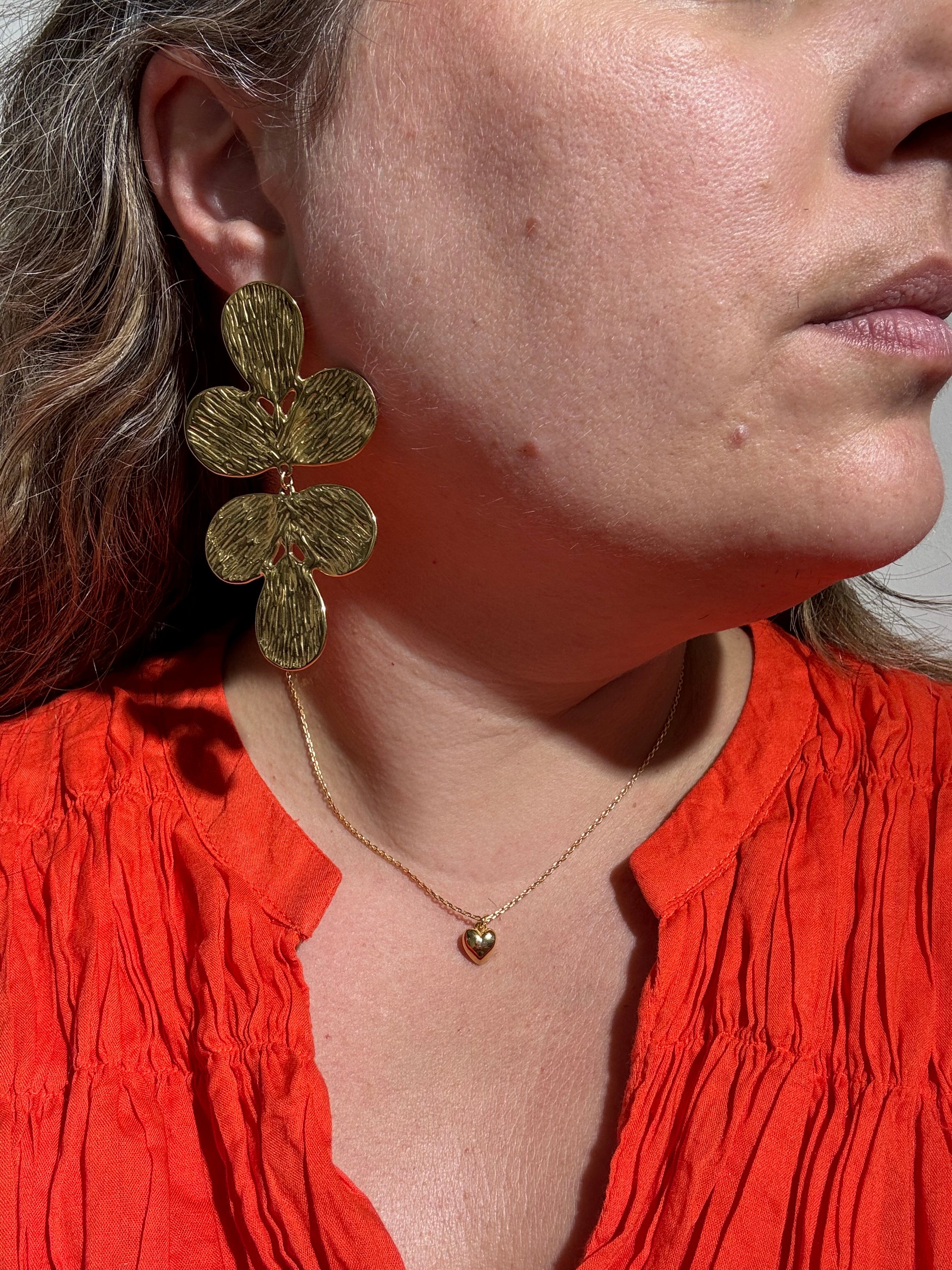COLLIER NAEL