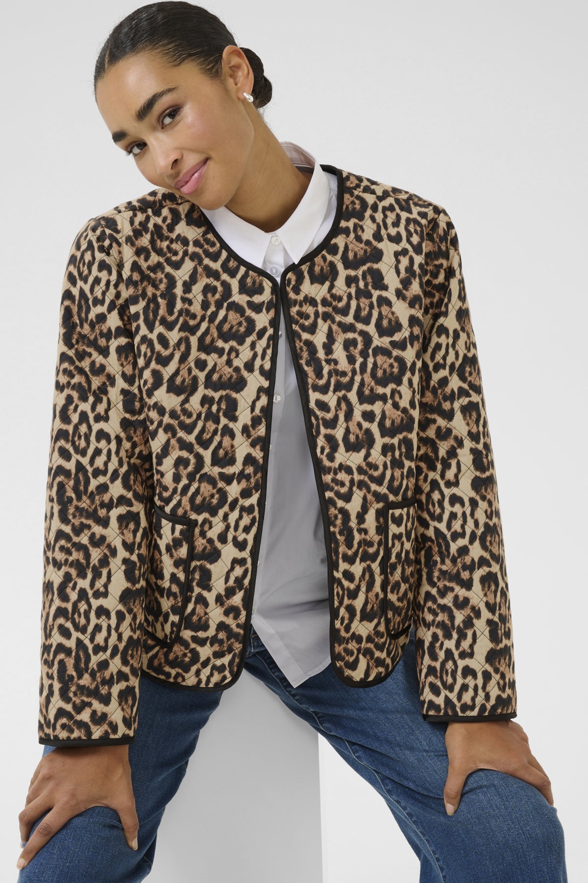 VESTE VALIA LEO