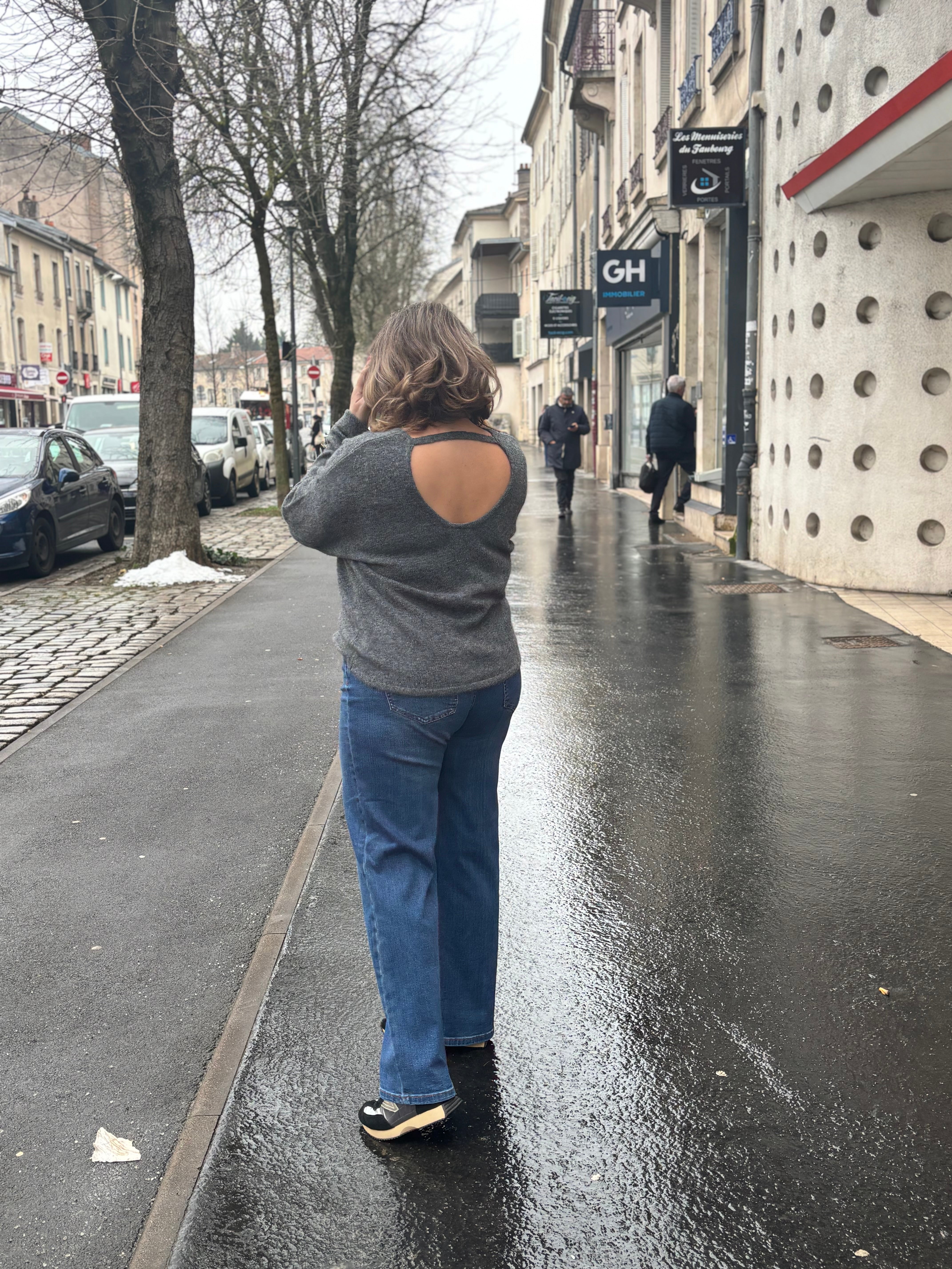 PULL RUE