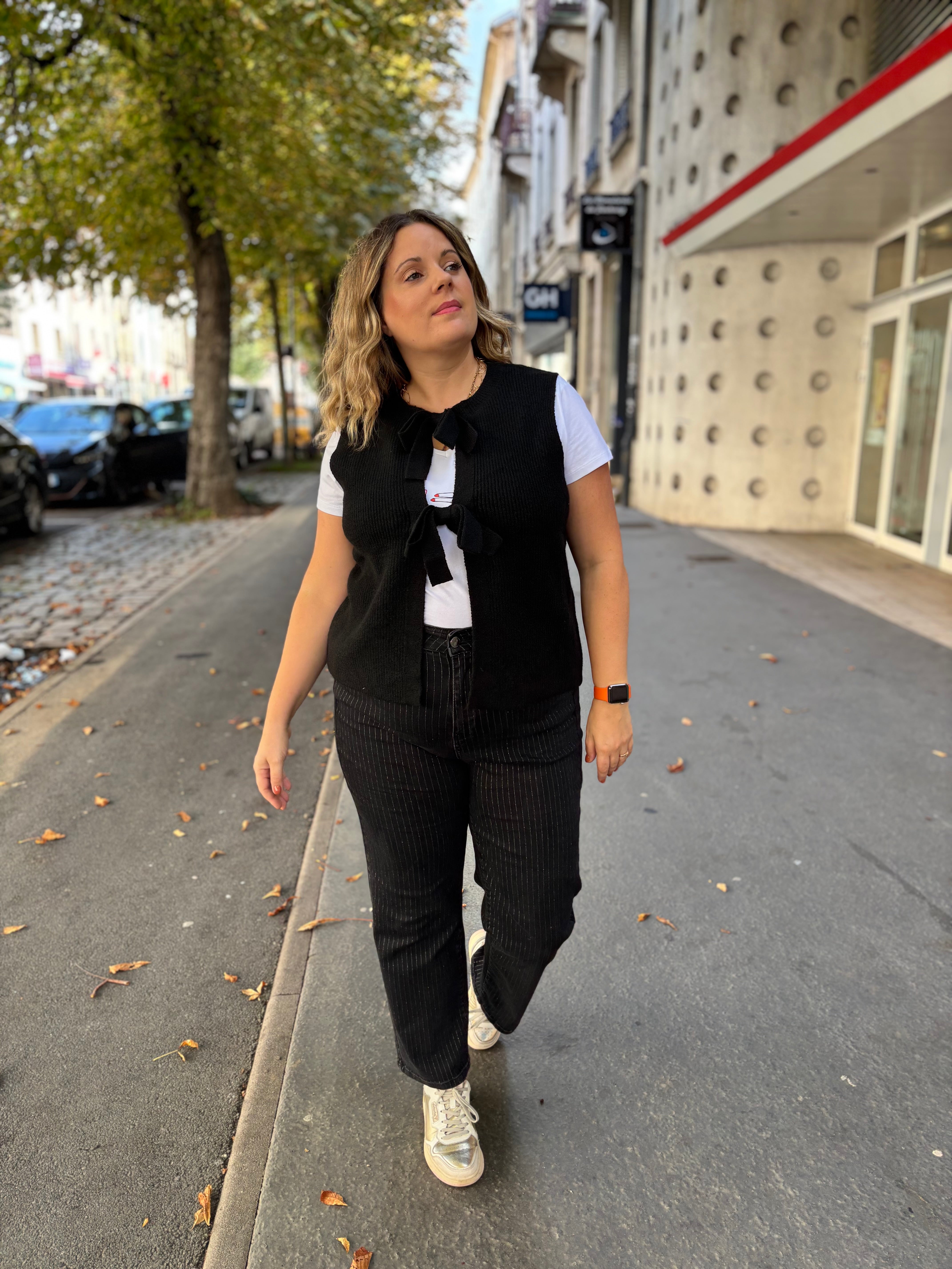 JEAN SCARLETT PAILLETTE