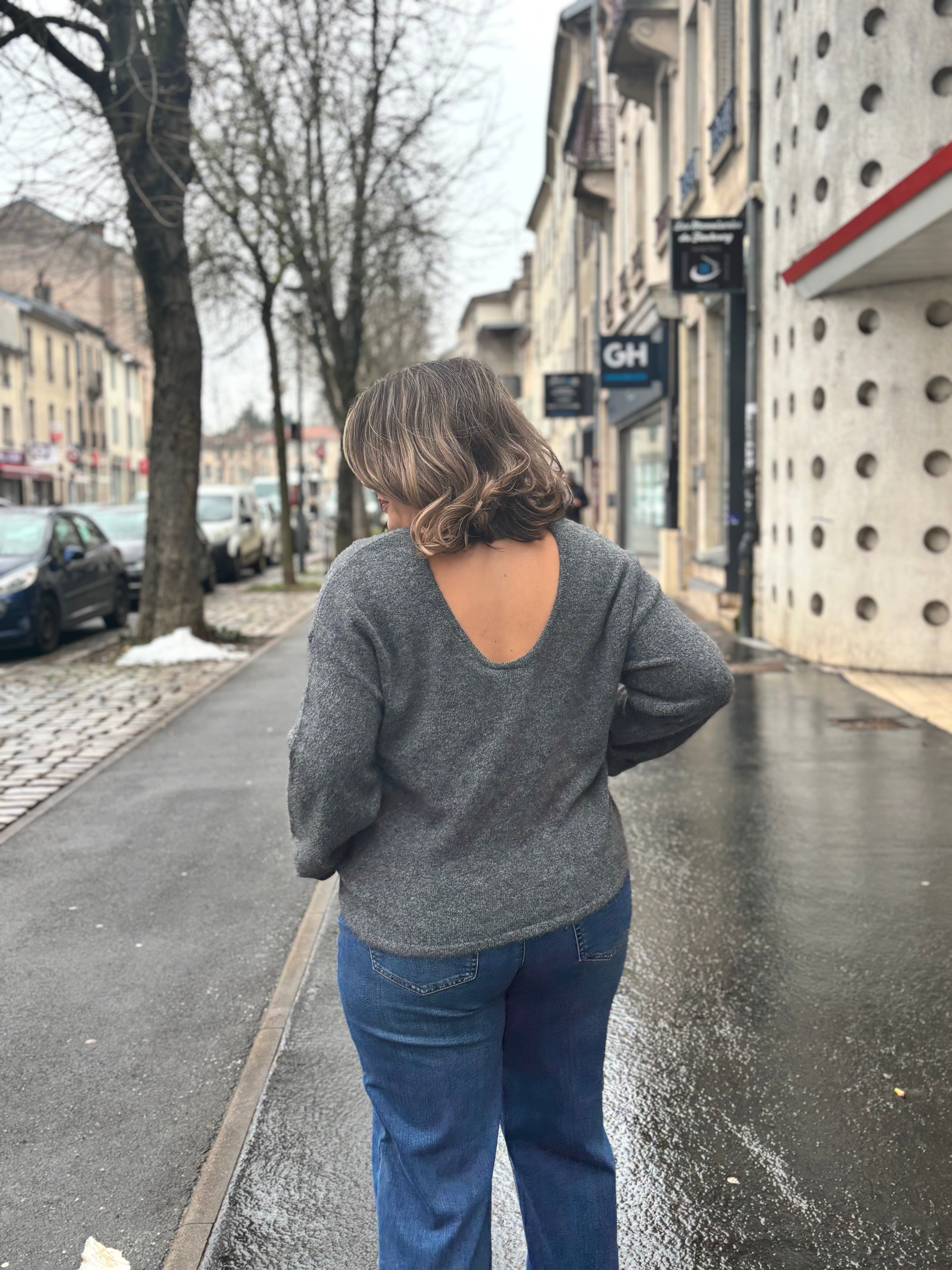 PULL RUE
