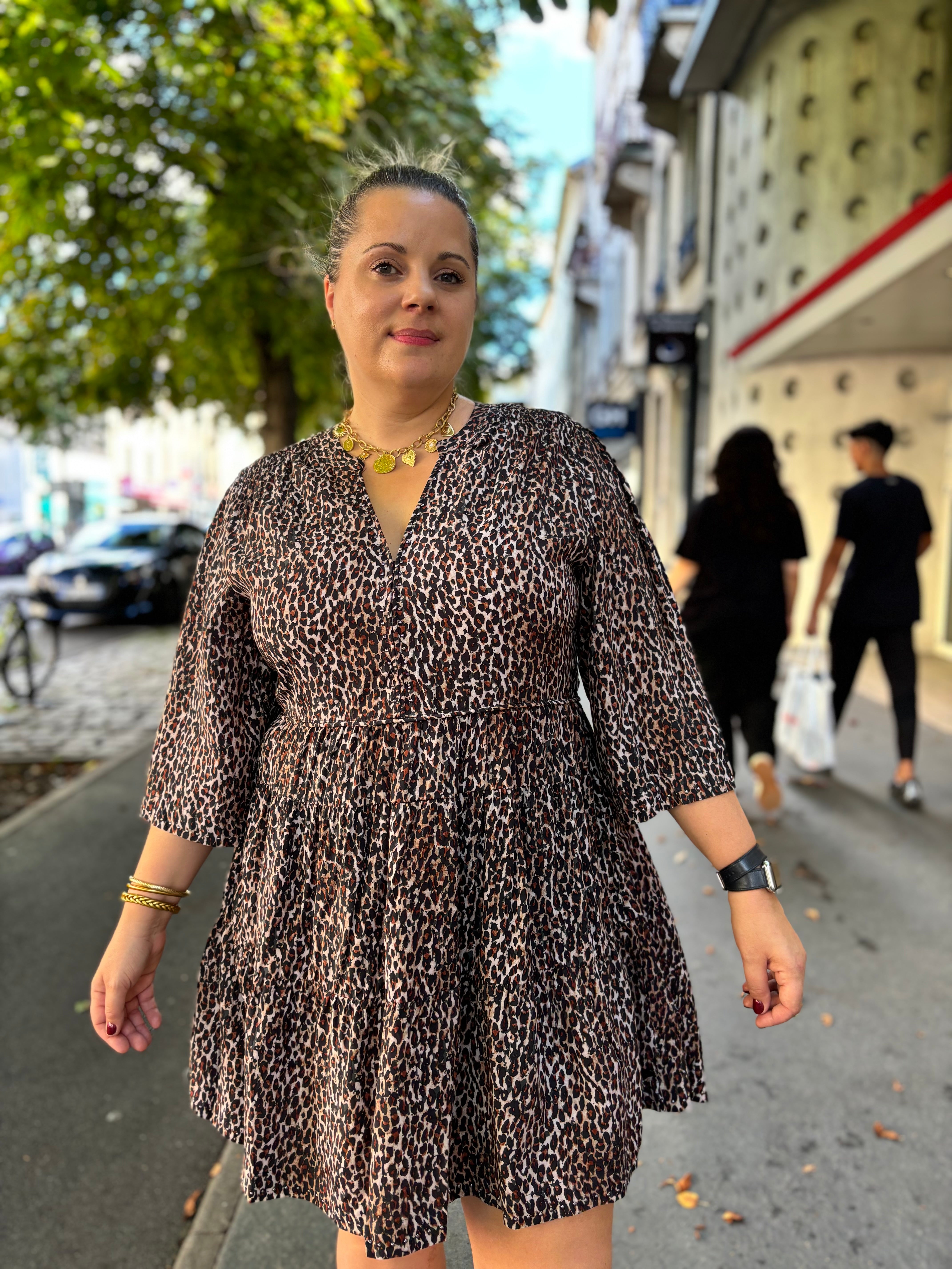 ROBE REYELINE