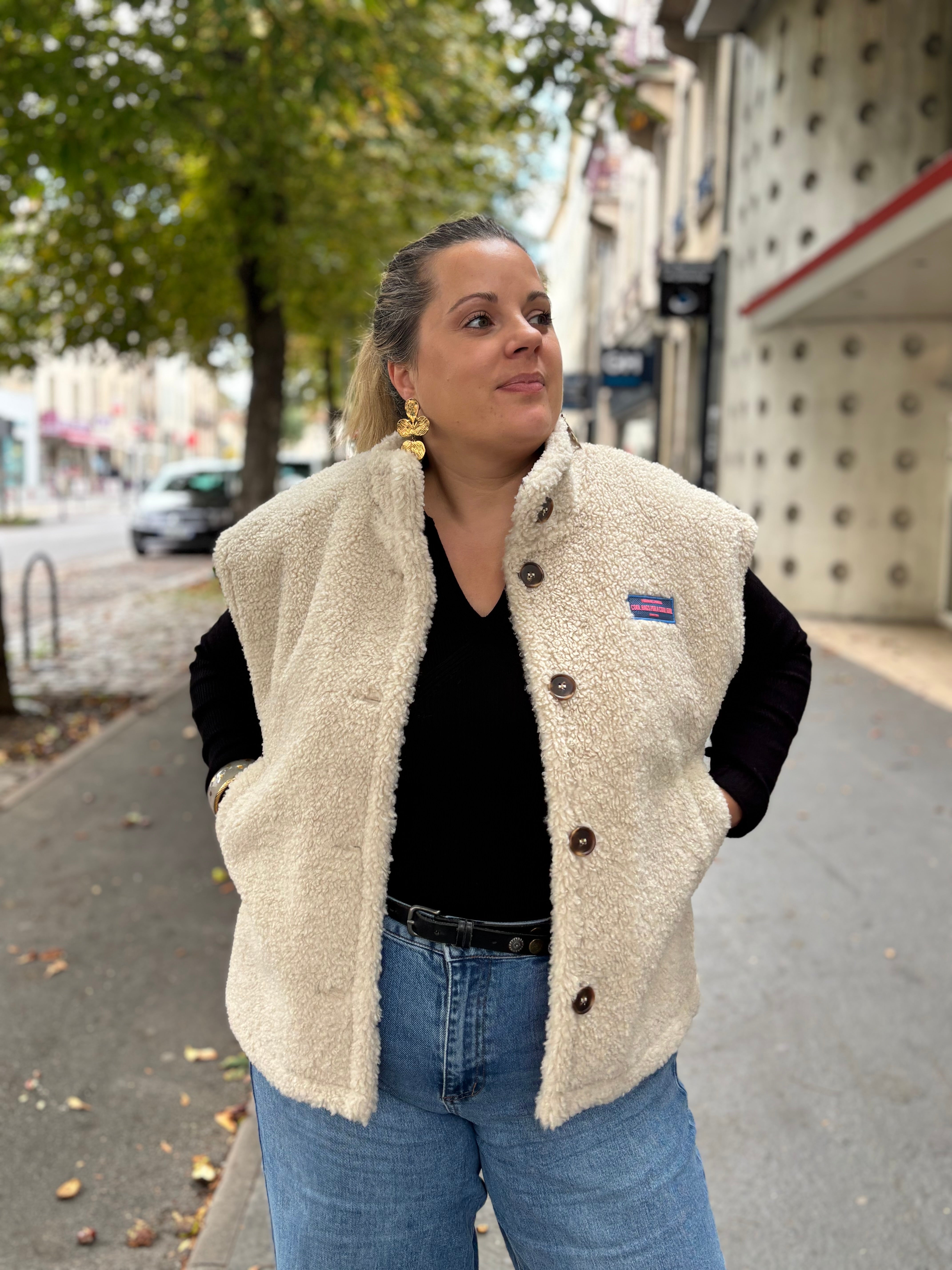 VESTE SANS MANCHES VATIKA