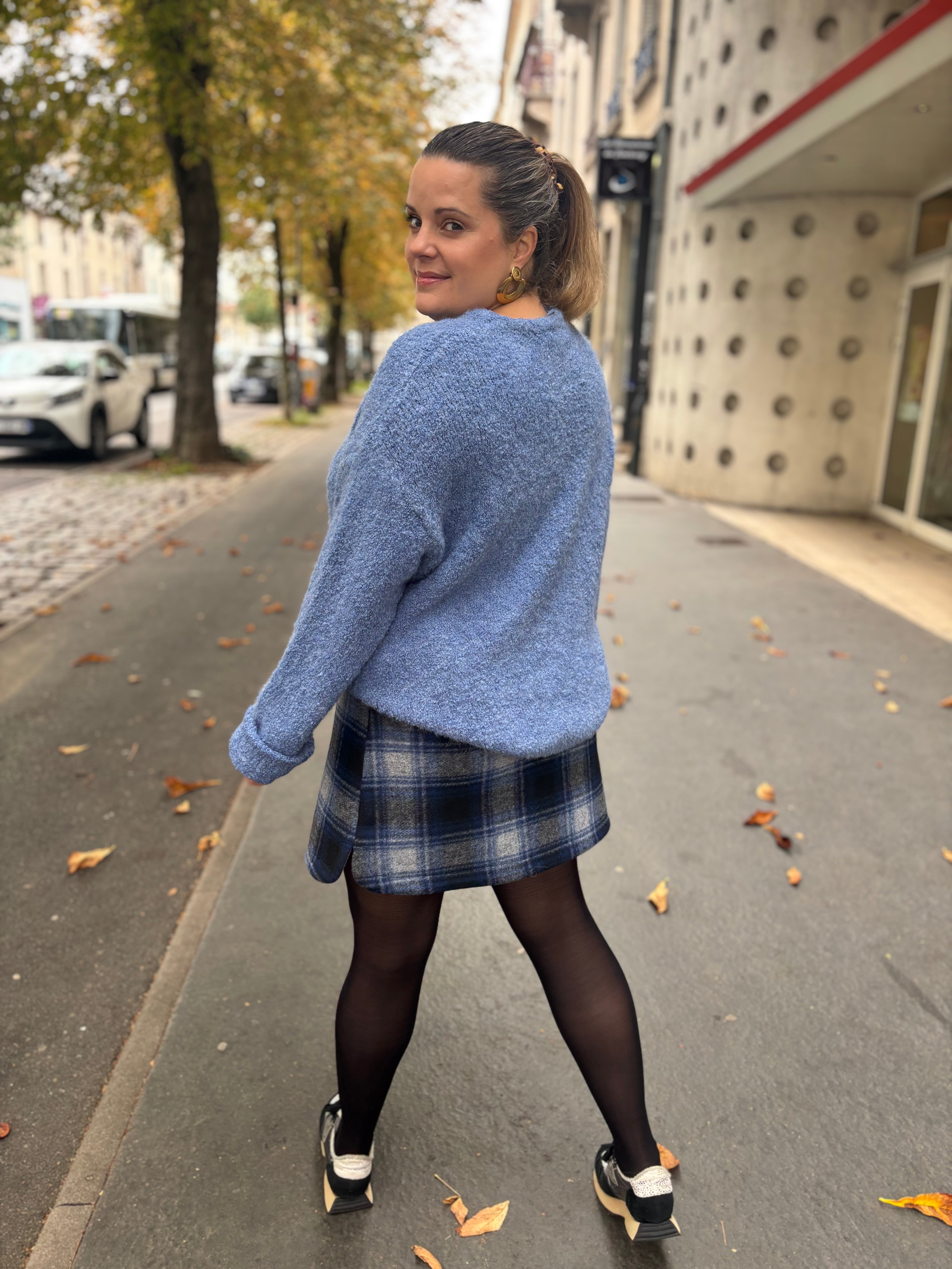 PULL BLARISA