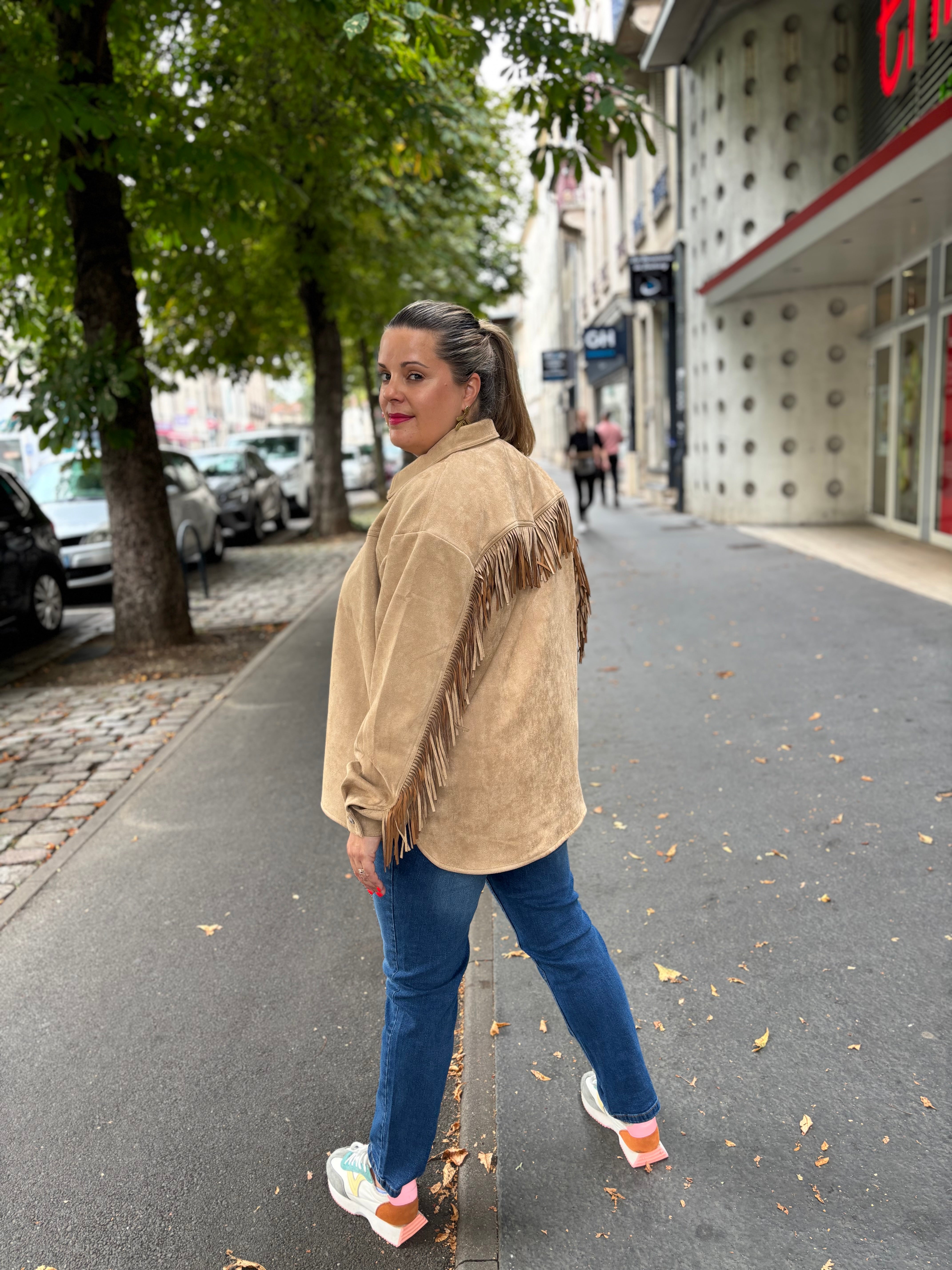 VESTE EFFANO