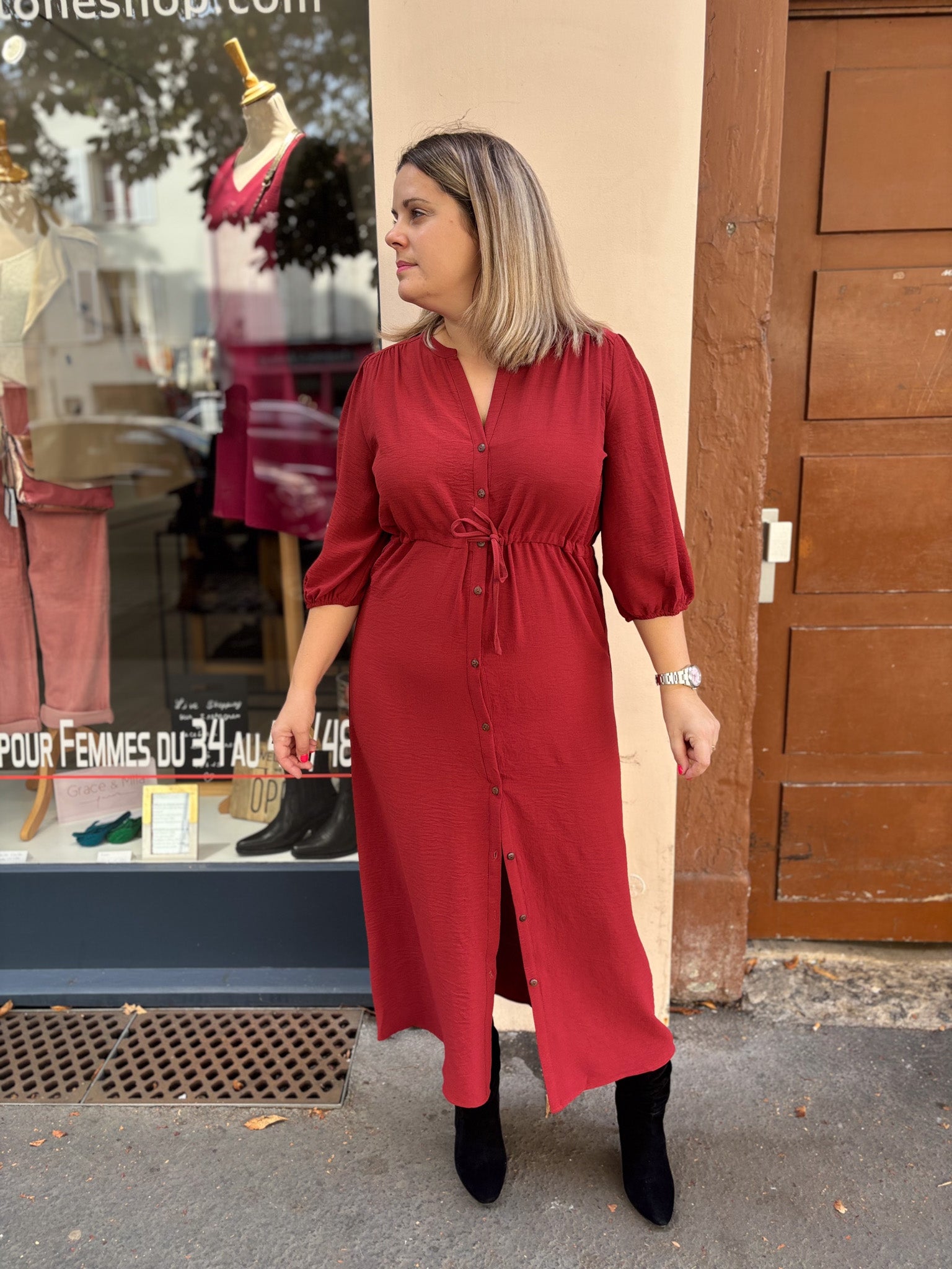 ROBE LAURENCE