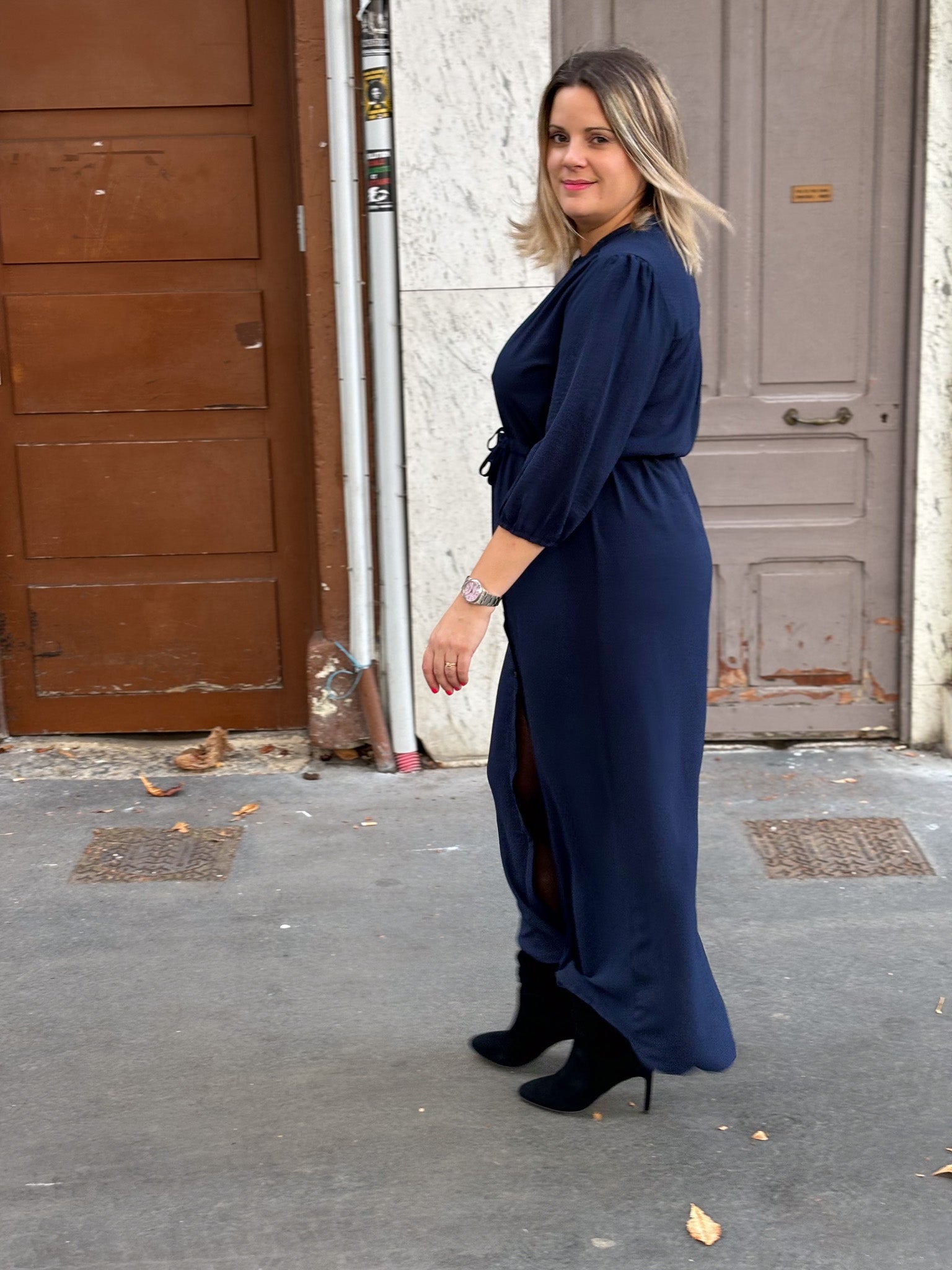 ROBE LAURENCE