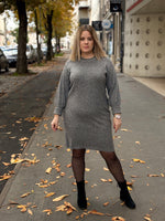 Charger l&#39;image dans la galerie, ROBE PULL MACON
