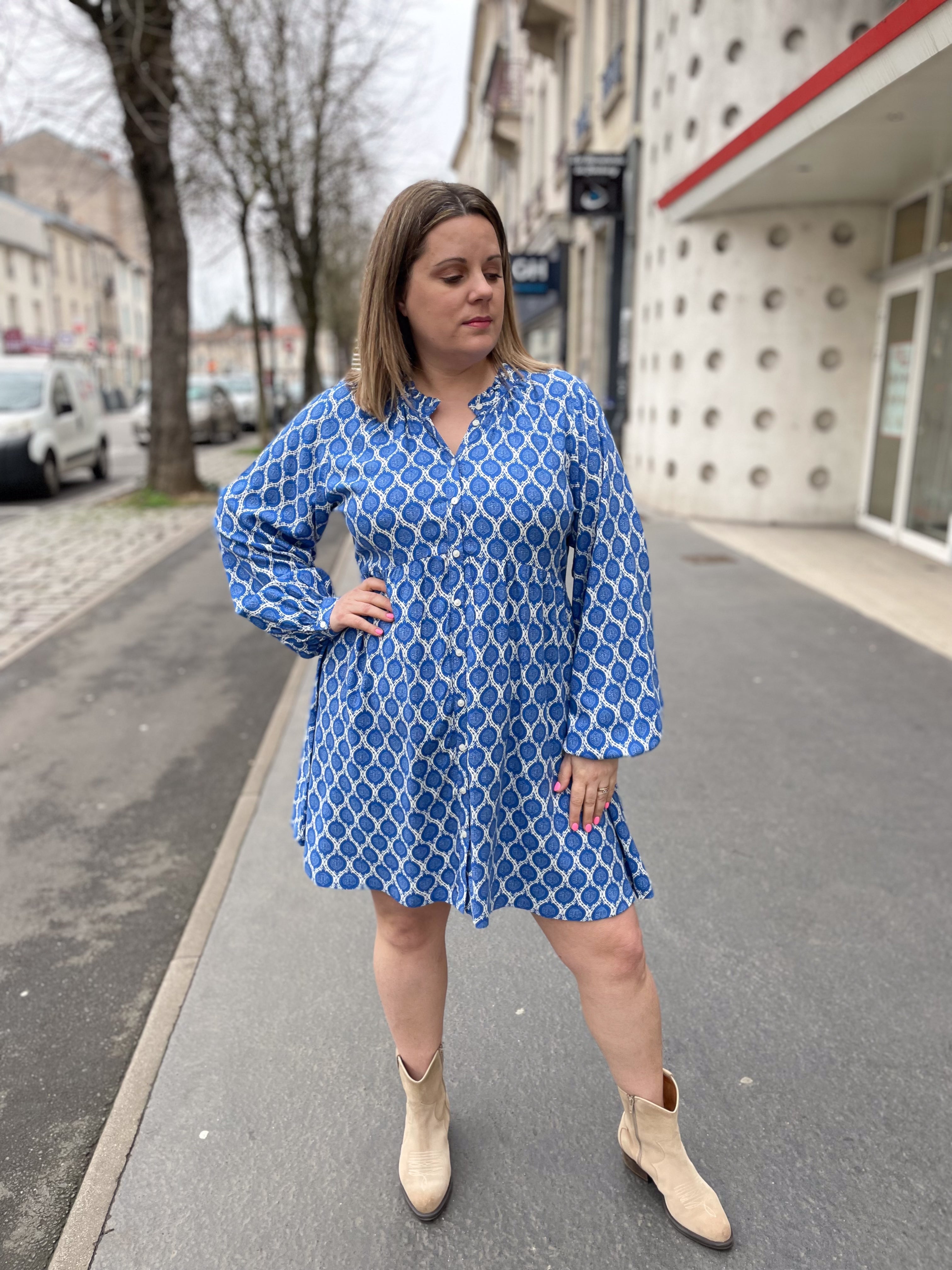 ROBE NASREEN