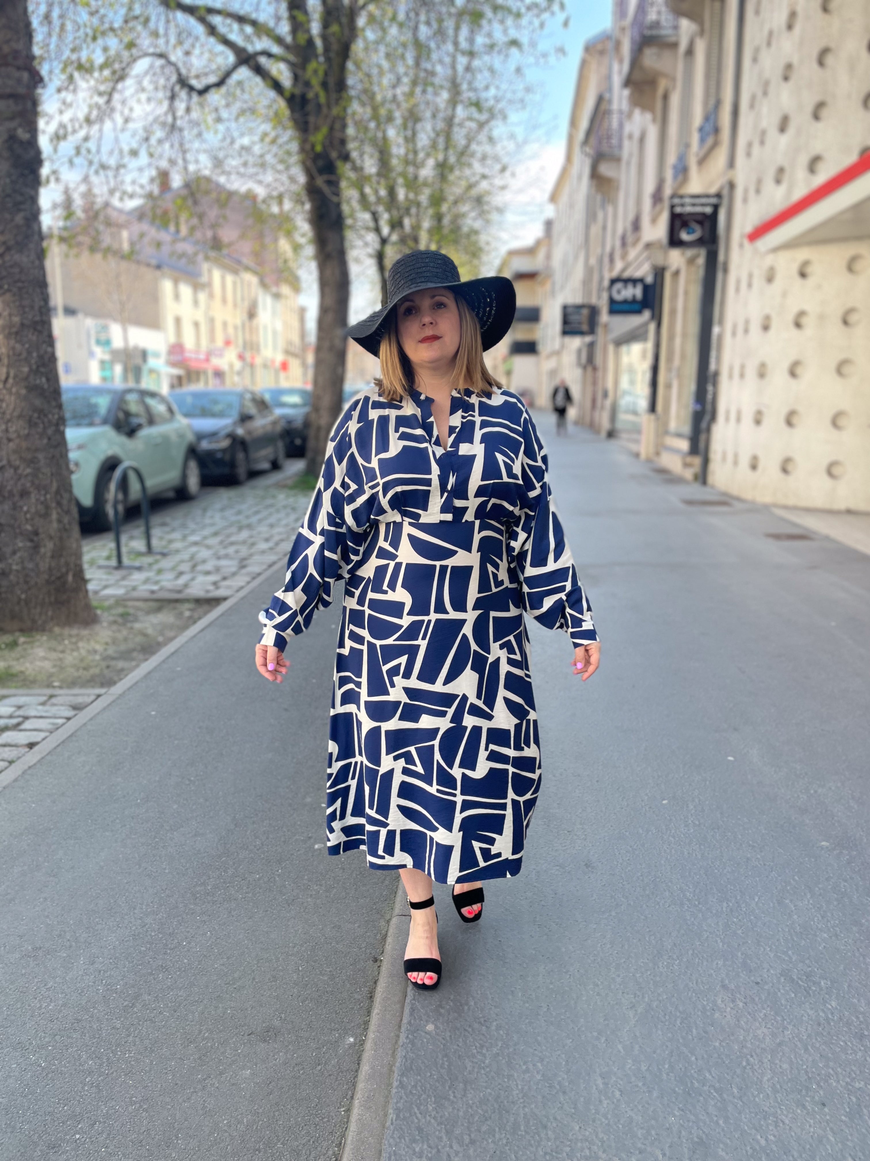 ROBE IHAMMA