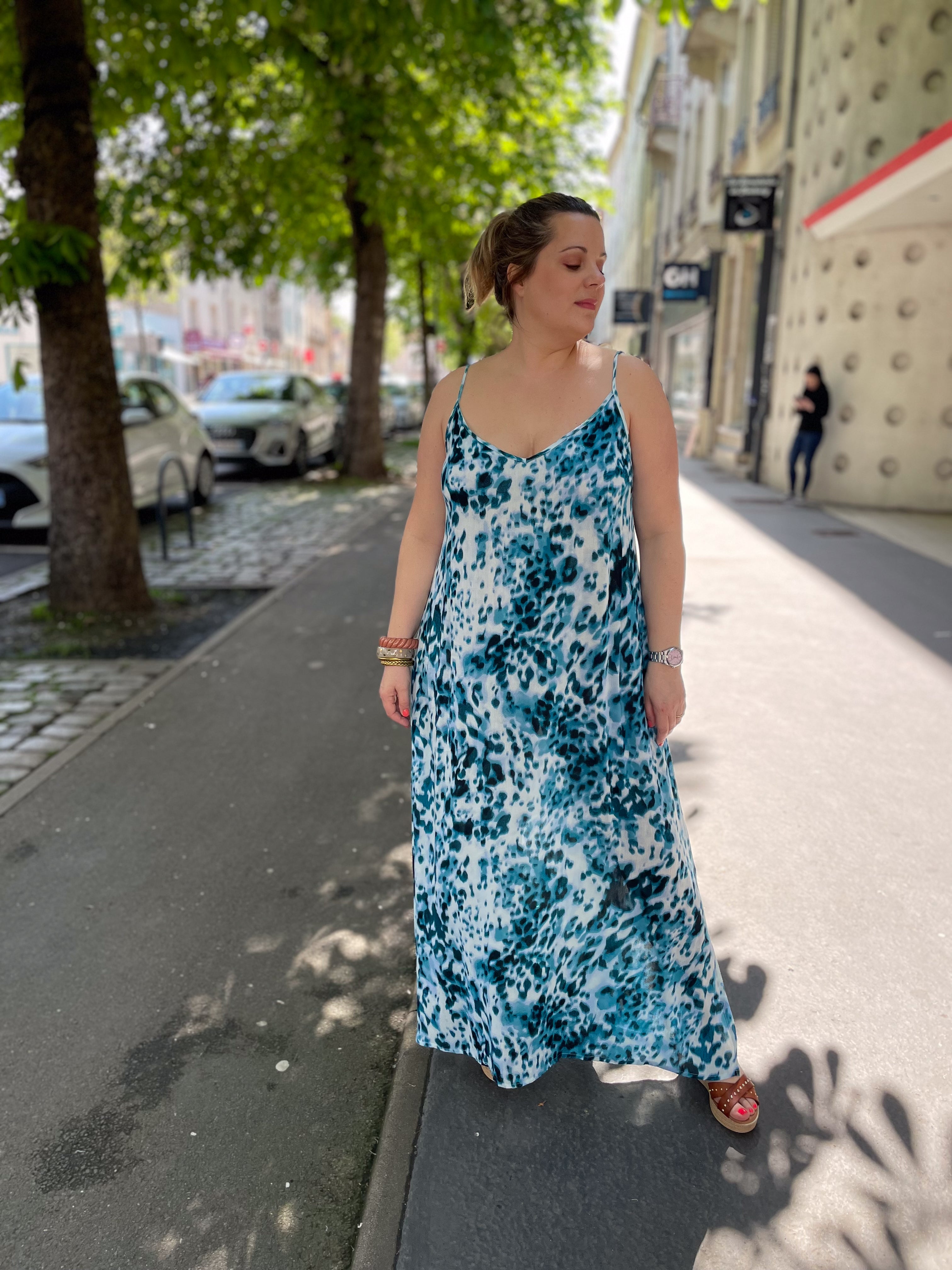 ROBE THORA