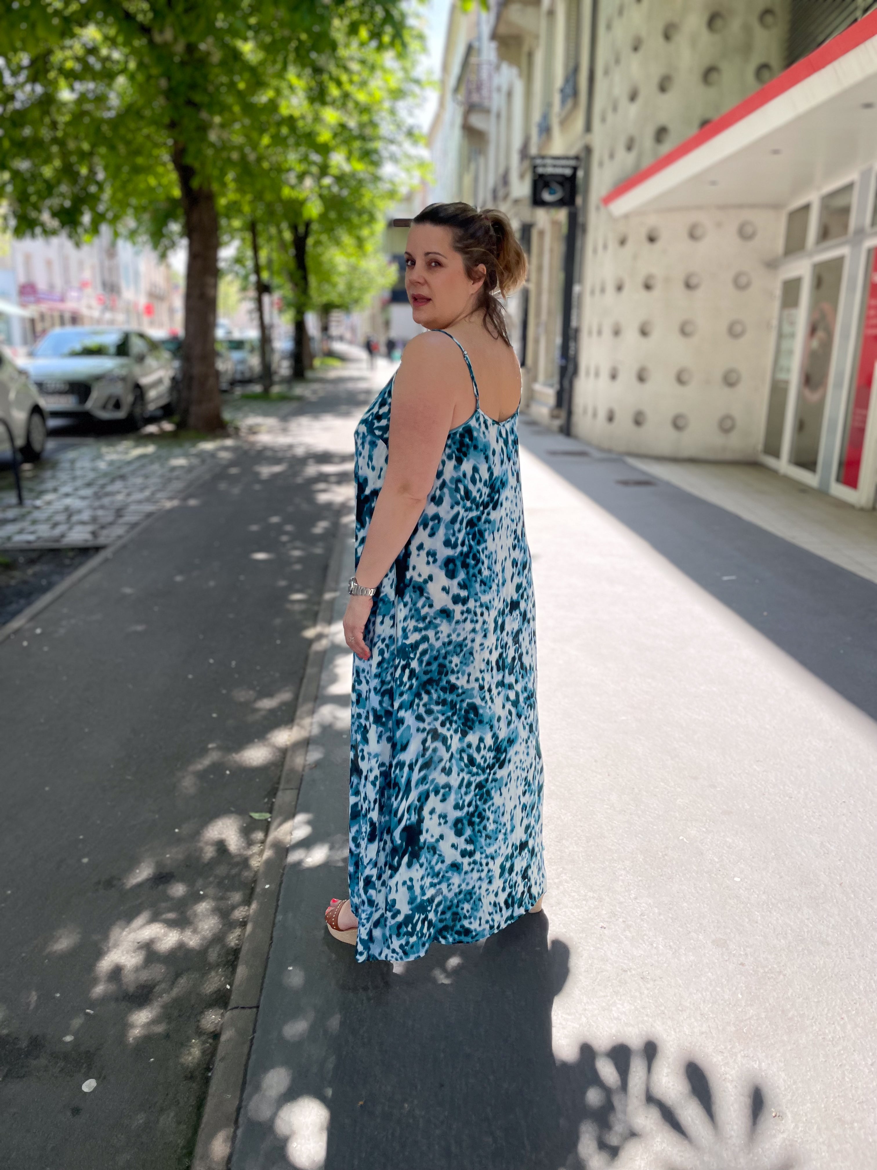 ROBE THORA