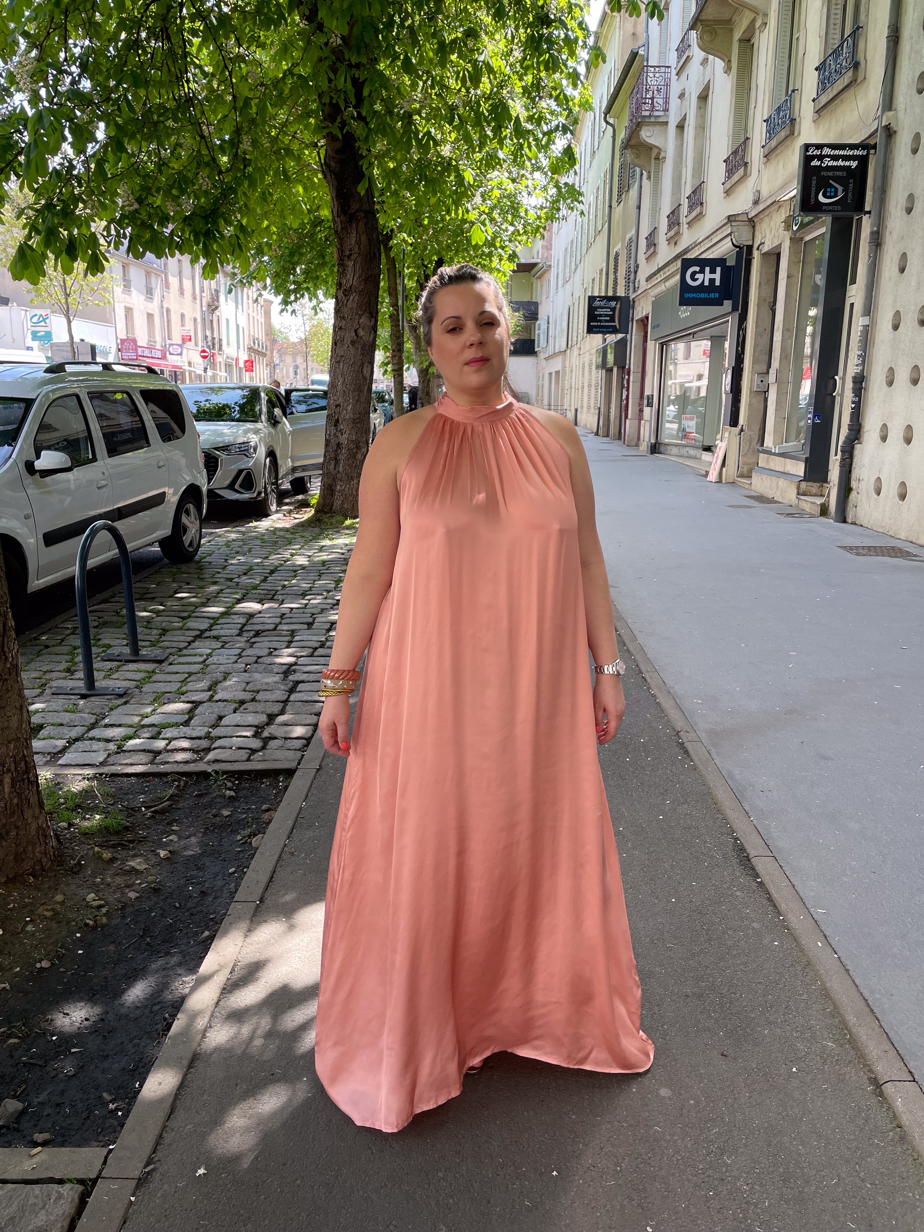 ROBE ROSE