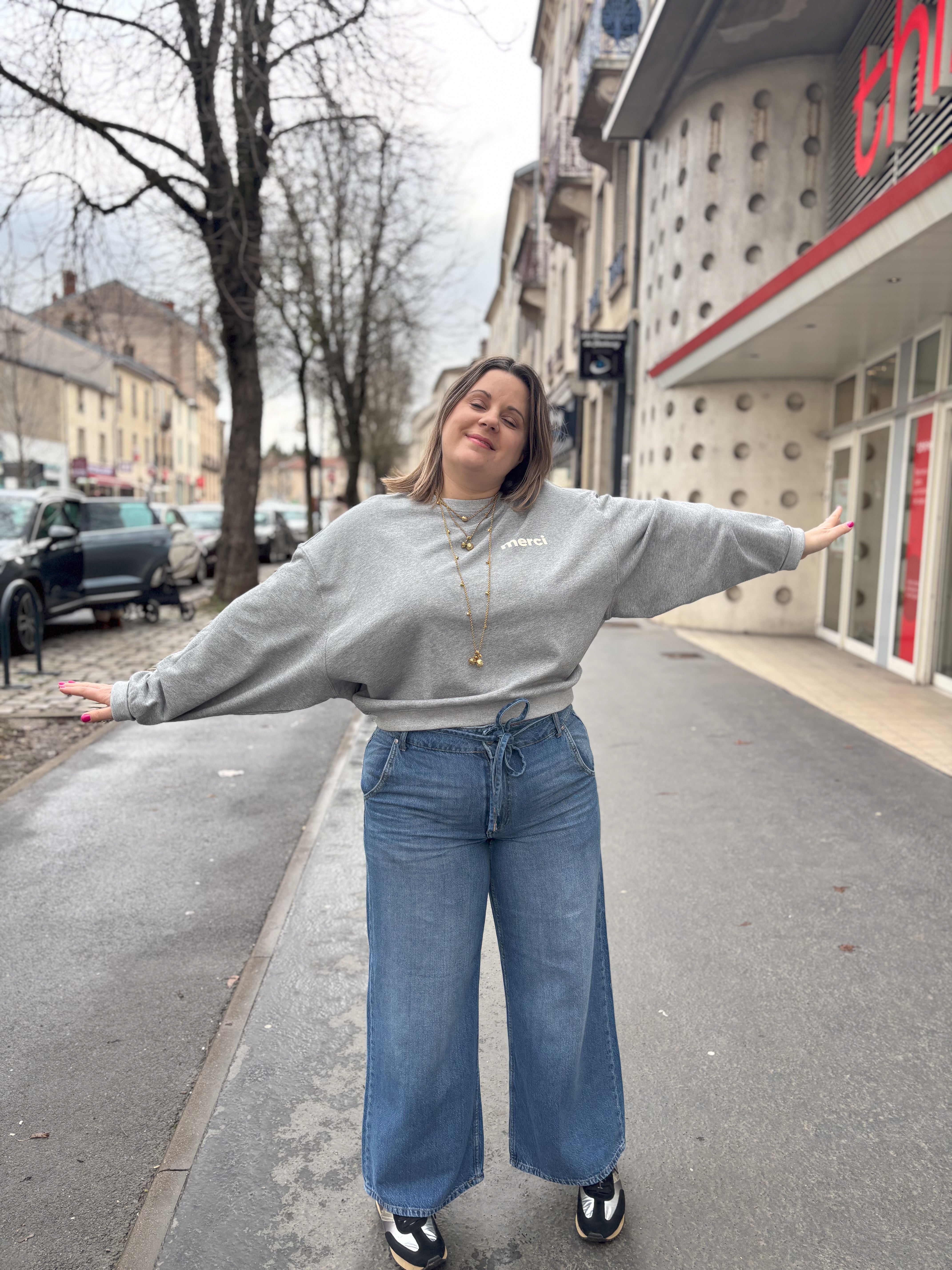 SWEAT-SHIRT POSITIVE
