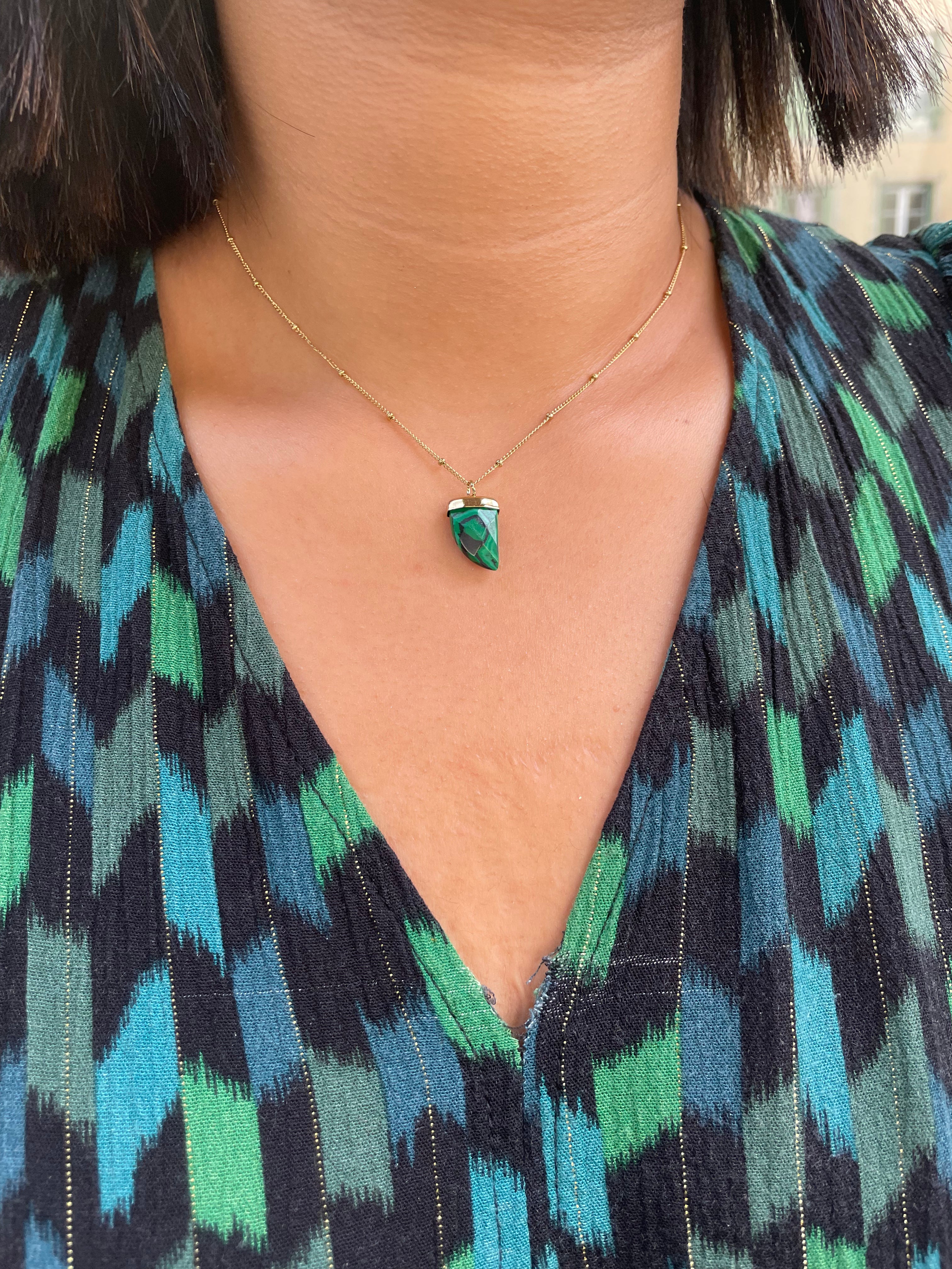 COLLIER SHARK