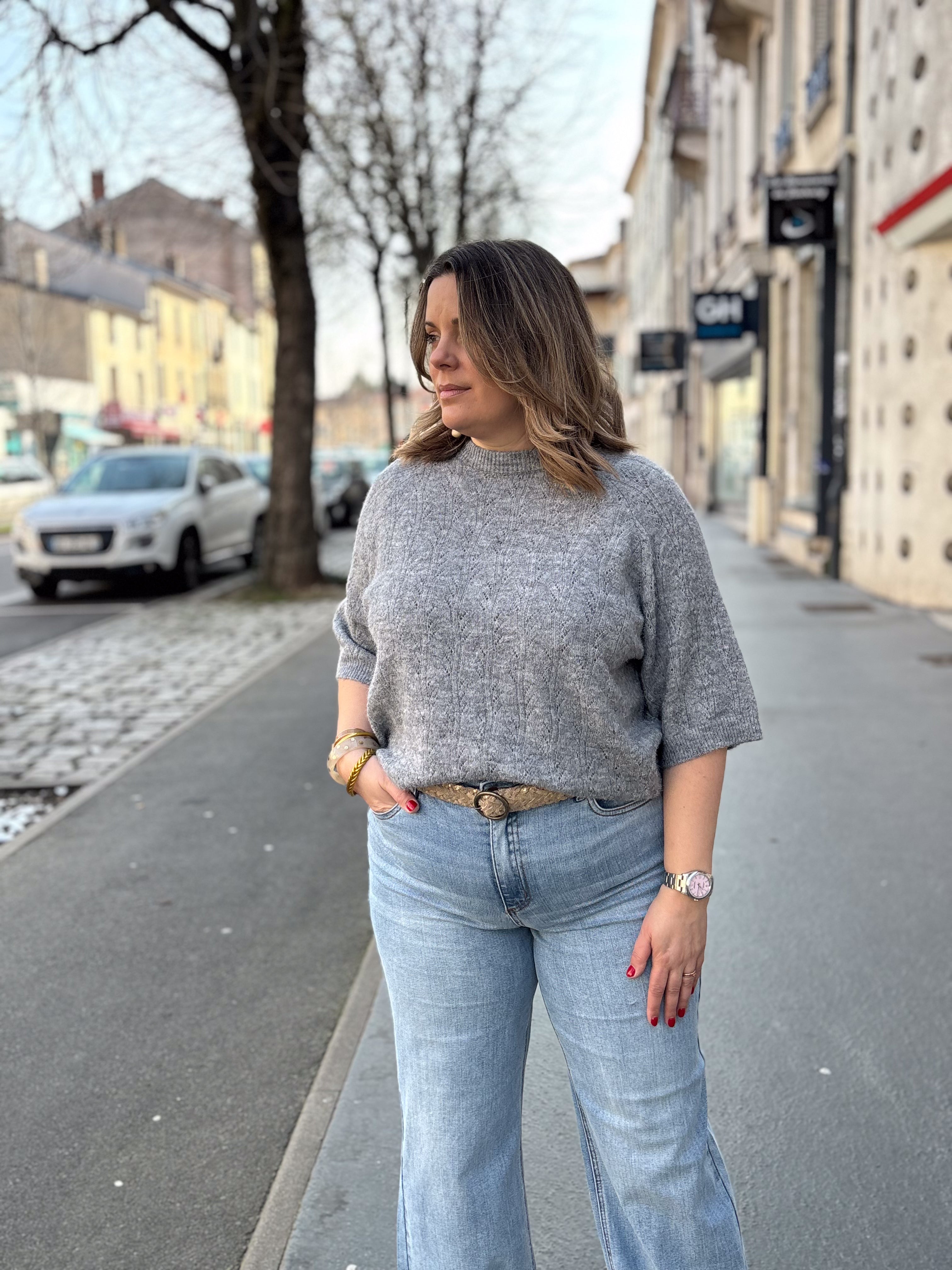 PULL TELLA