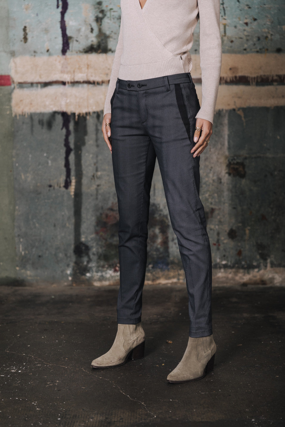 PANTALON TESSA STRICIA