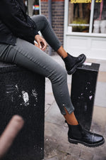 Charger l&#39;image dans la galerie, BOTTINES VERENA CROCO
