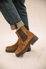Charger l&#39;image dans la galerie, BOTTINES VERENA DAIM
